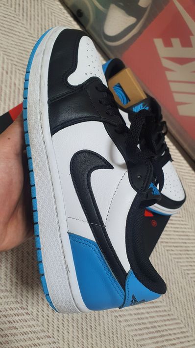 Nike Women's Air Jordan 1 Low OG "Black and Dark Powder Blue/UNC"