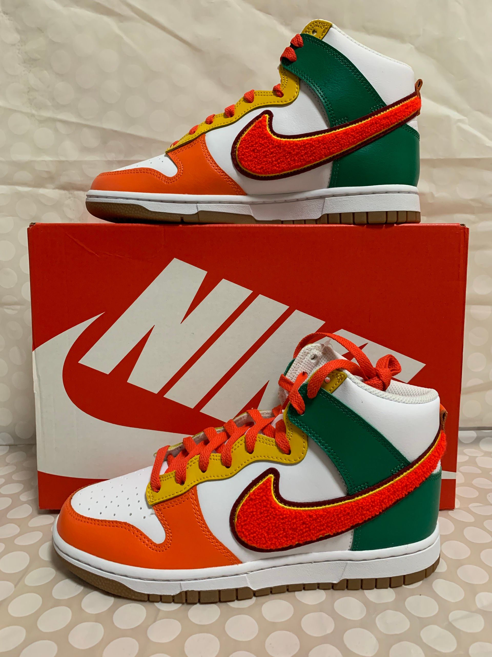 Nike Dunk High "Chenille Swoosh"