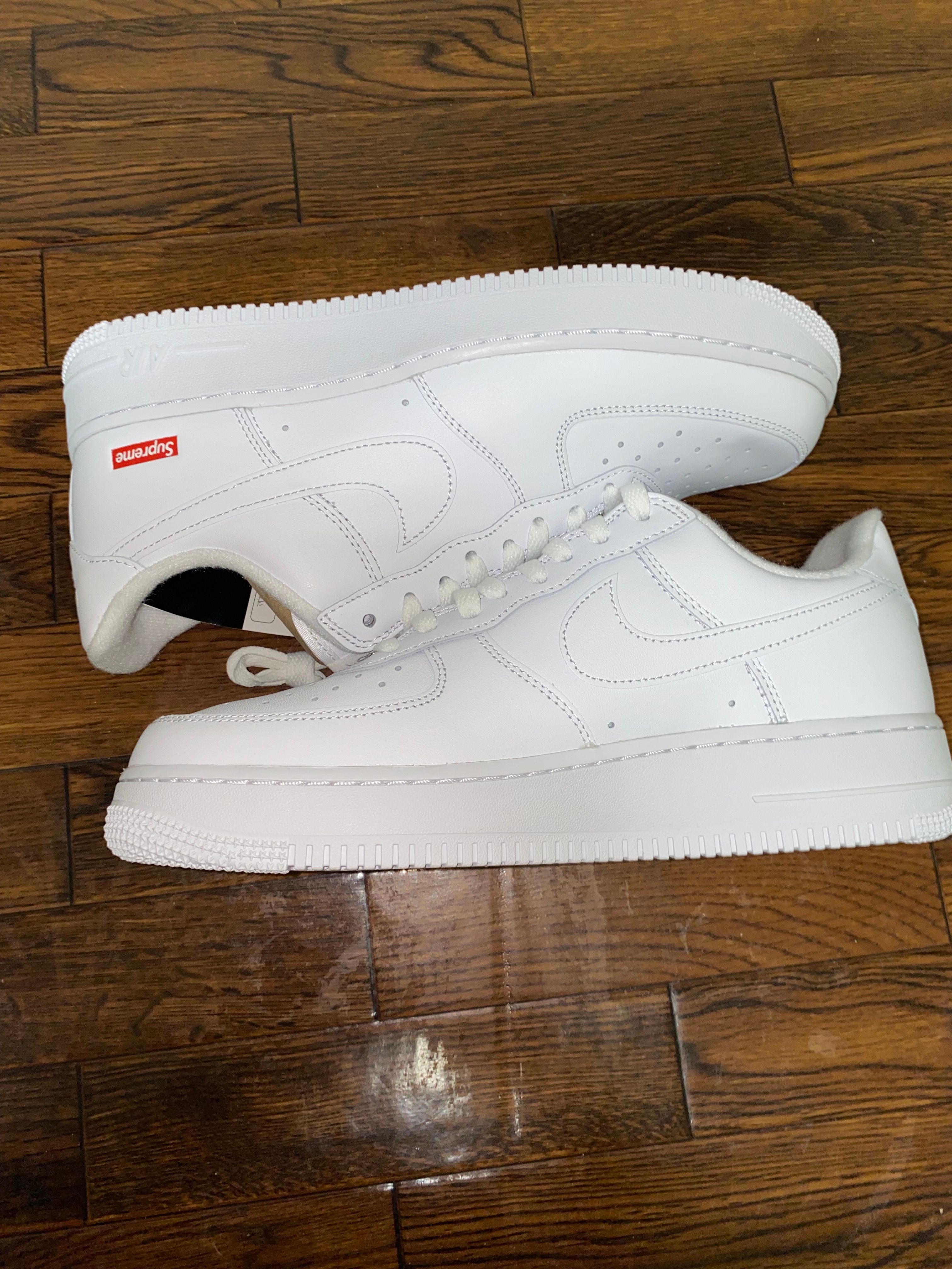 Supreme × Nike Air Force 1 Low "White"