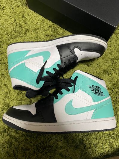 NIKE AIR JORDAN 1 MID "TROPICAL TWIST"