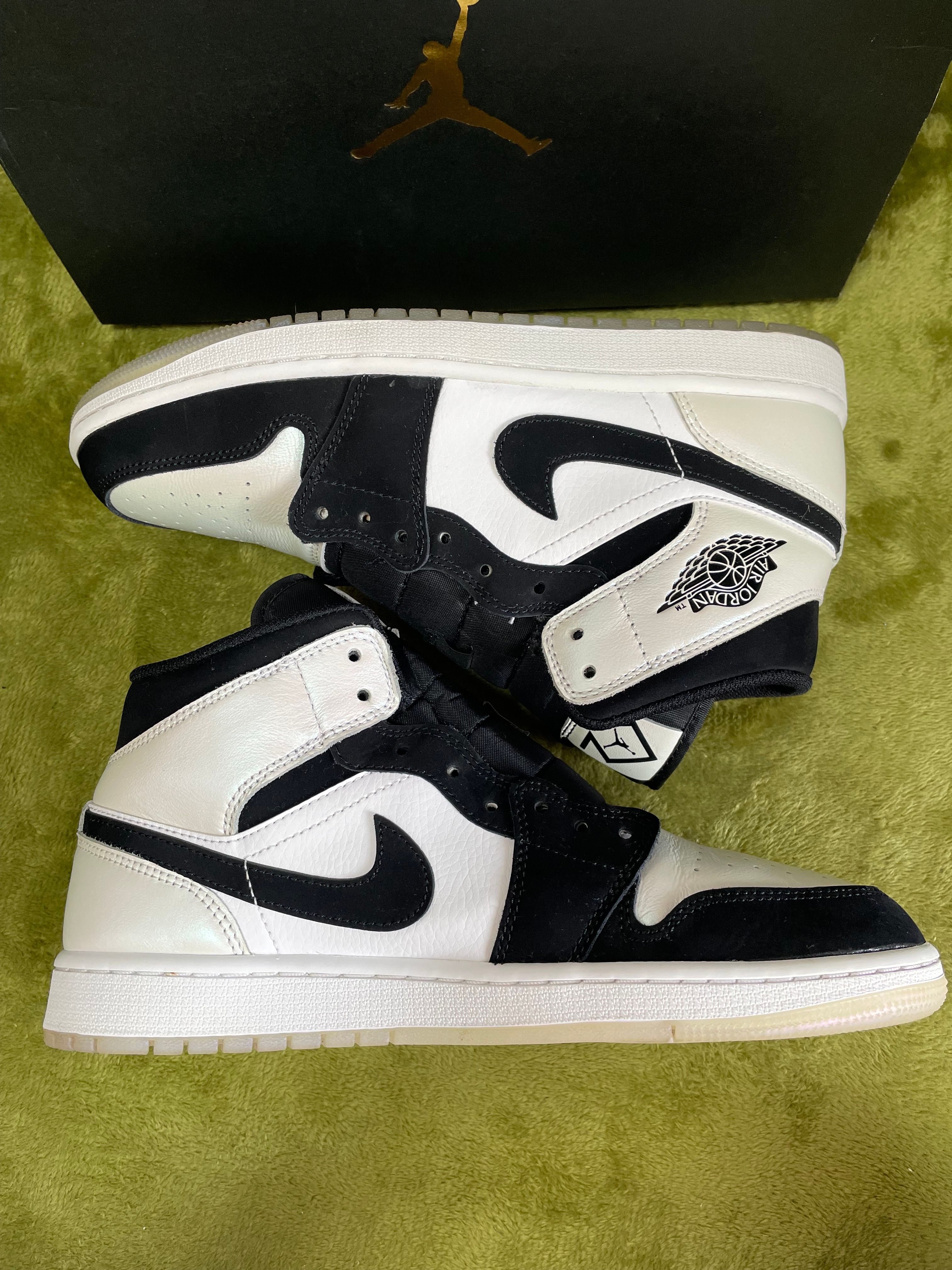 Nike Air Jordan 1 Mid "Omega/Black/White"