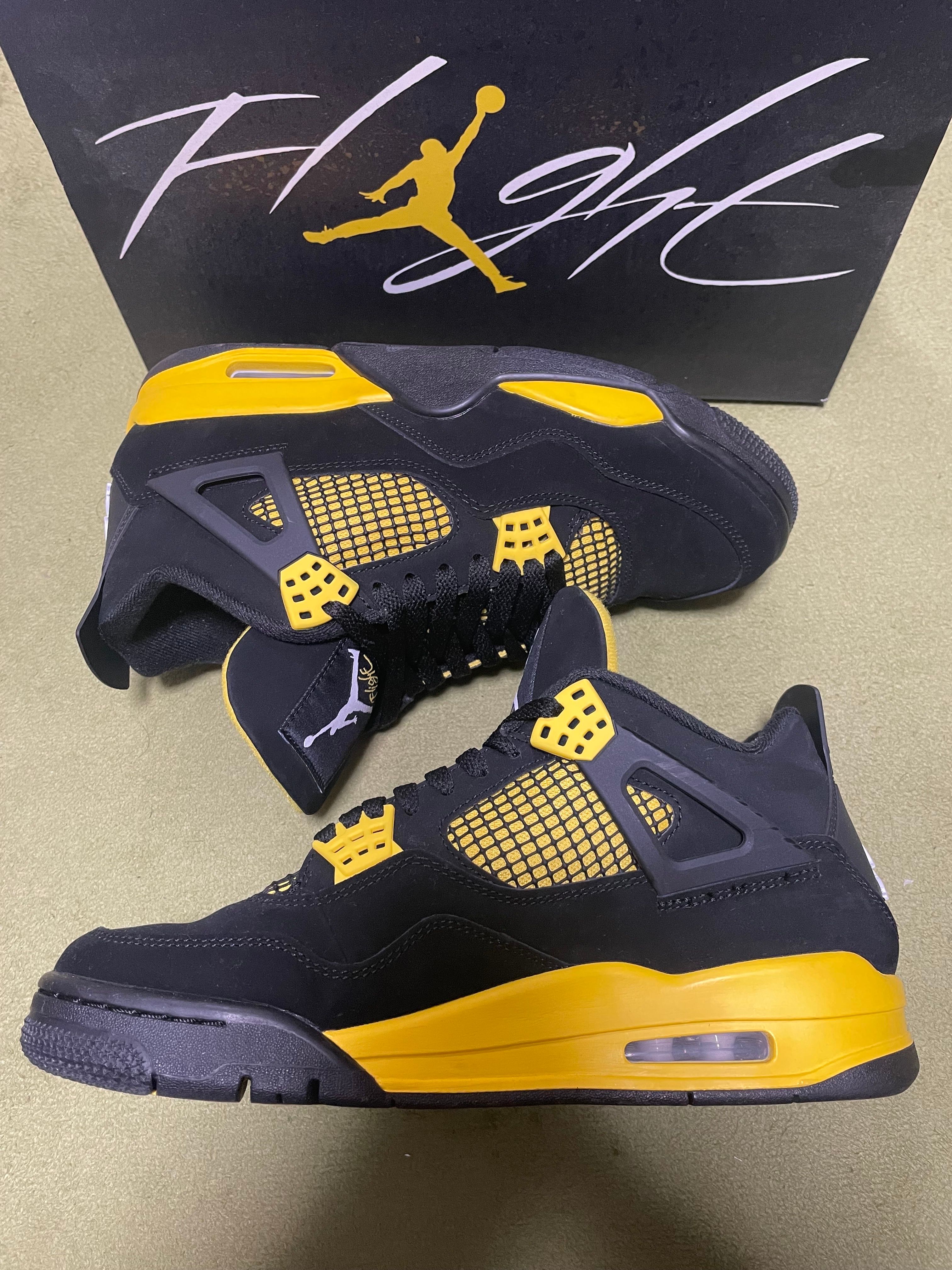 Nike Air Jordan 4 Retro "Thunder"(2023)