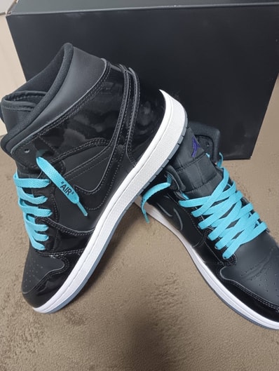 Nike SB Dunk High "Space Jam"