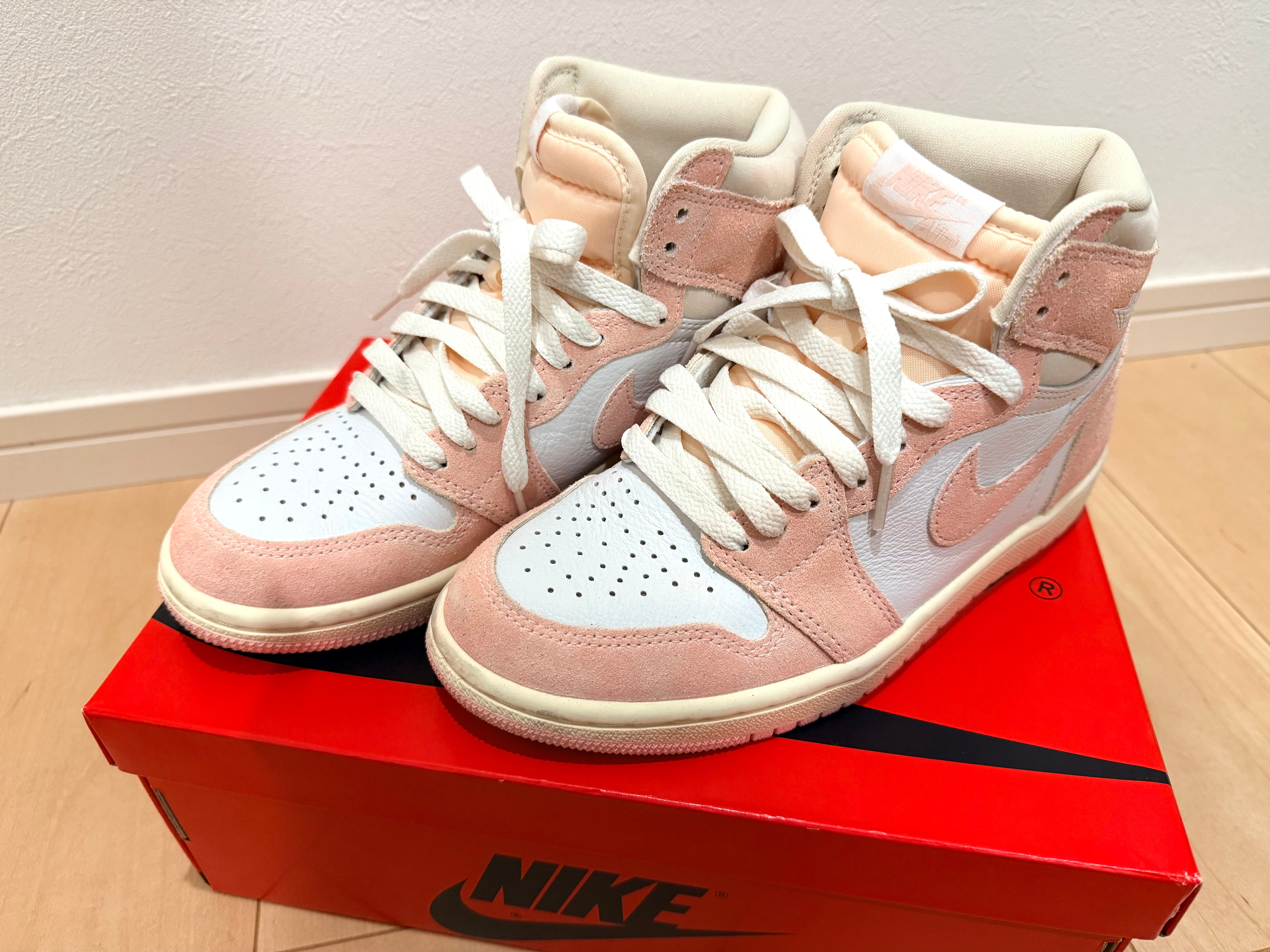 Nike Women's Air Jordan 1 Retro High OG "Washed Pink"