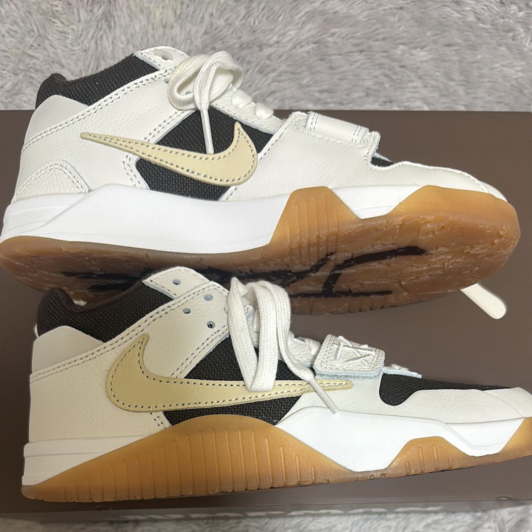 Travis Scott × Nike Jordan Jumpman Jack TR "Sail and Dark Mocha"