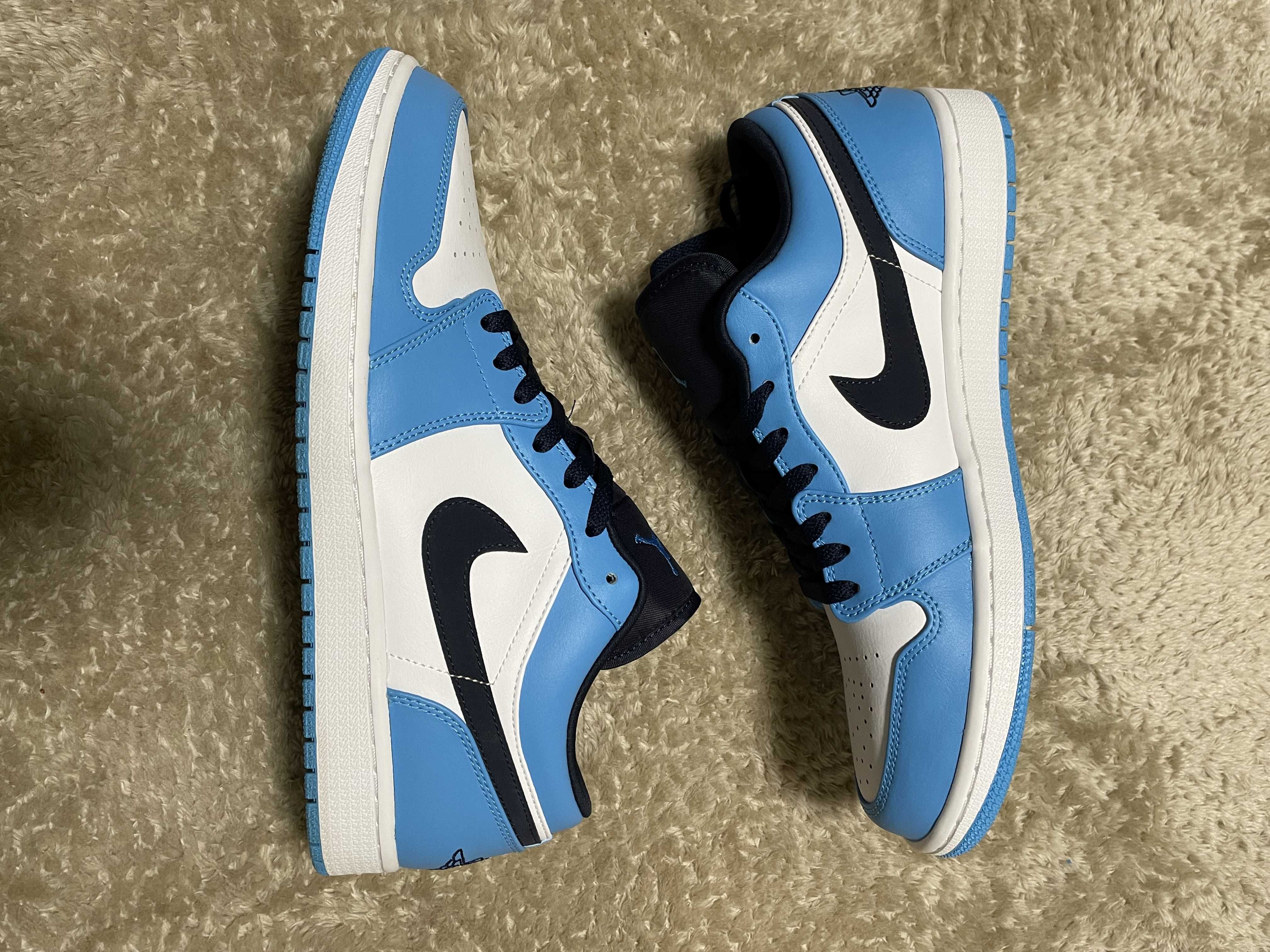 Nike Air Jordan 1 Low "University Blue"