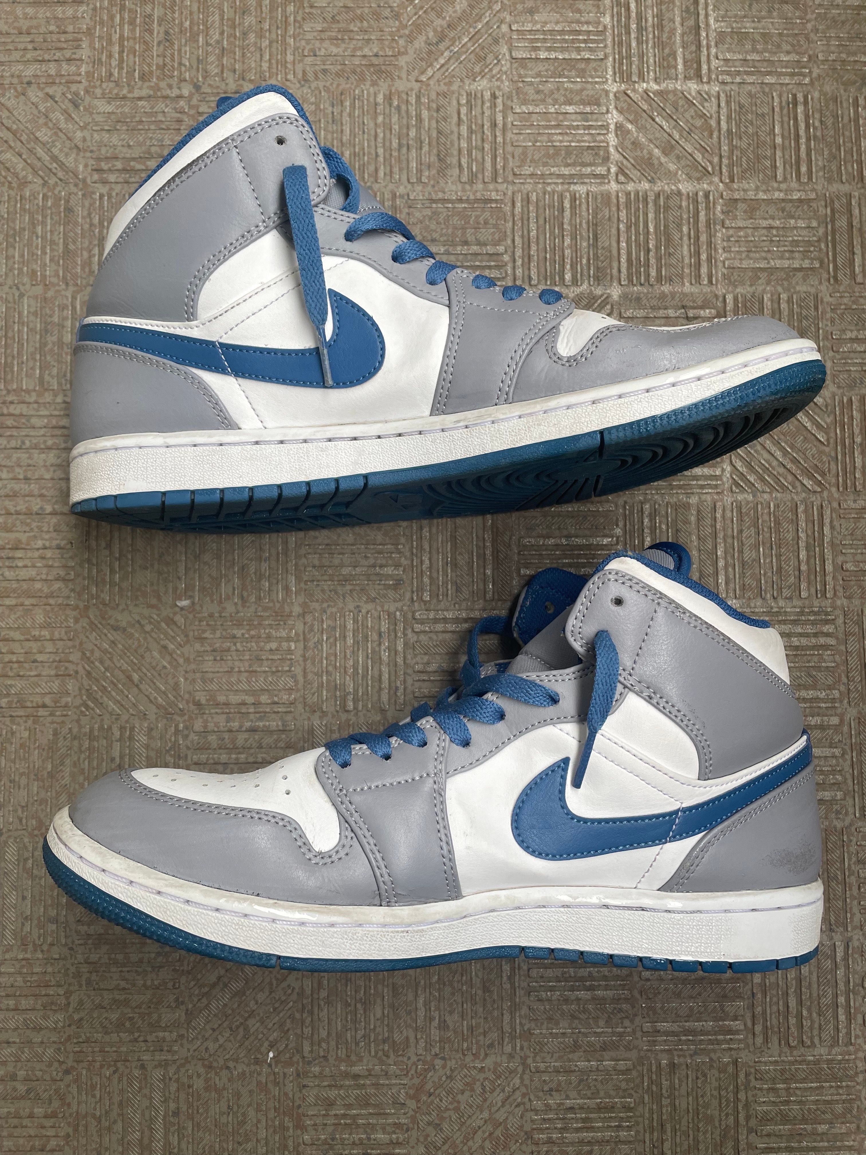 Nike Air Jordan 1 Mid "True Blue"