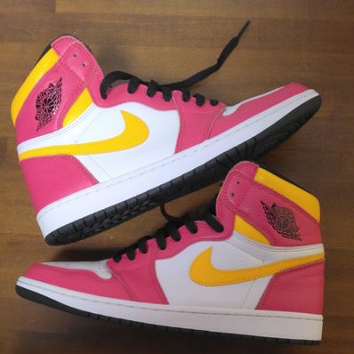 Nike Air Jordan 1 High OG "Light Fusion Red"