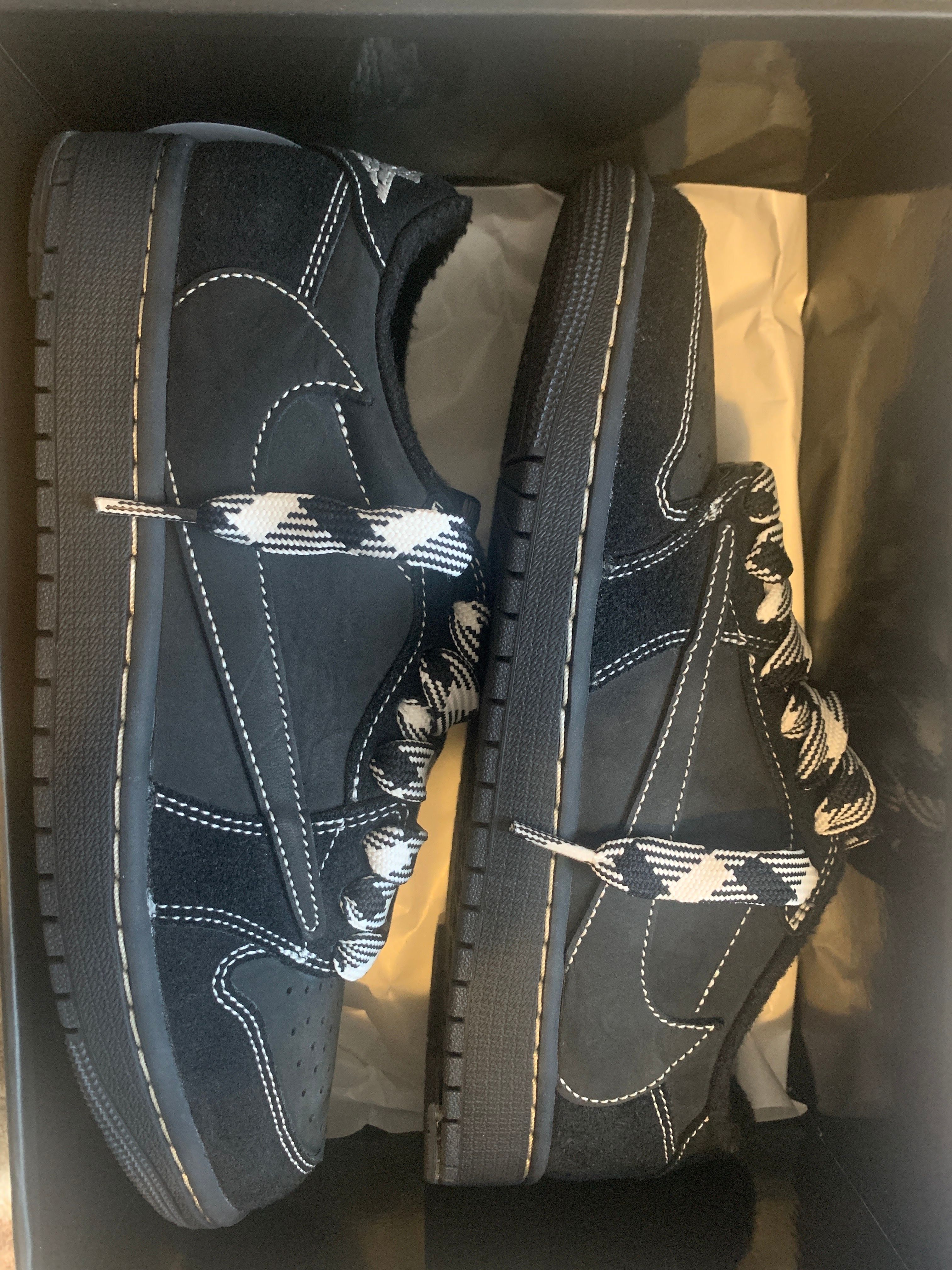 Travis Scott × Nike Air Jordan 1 Low OG SP "Black Phantom"