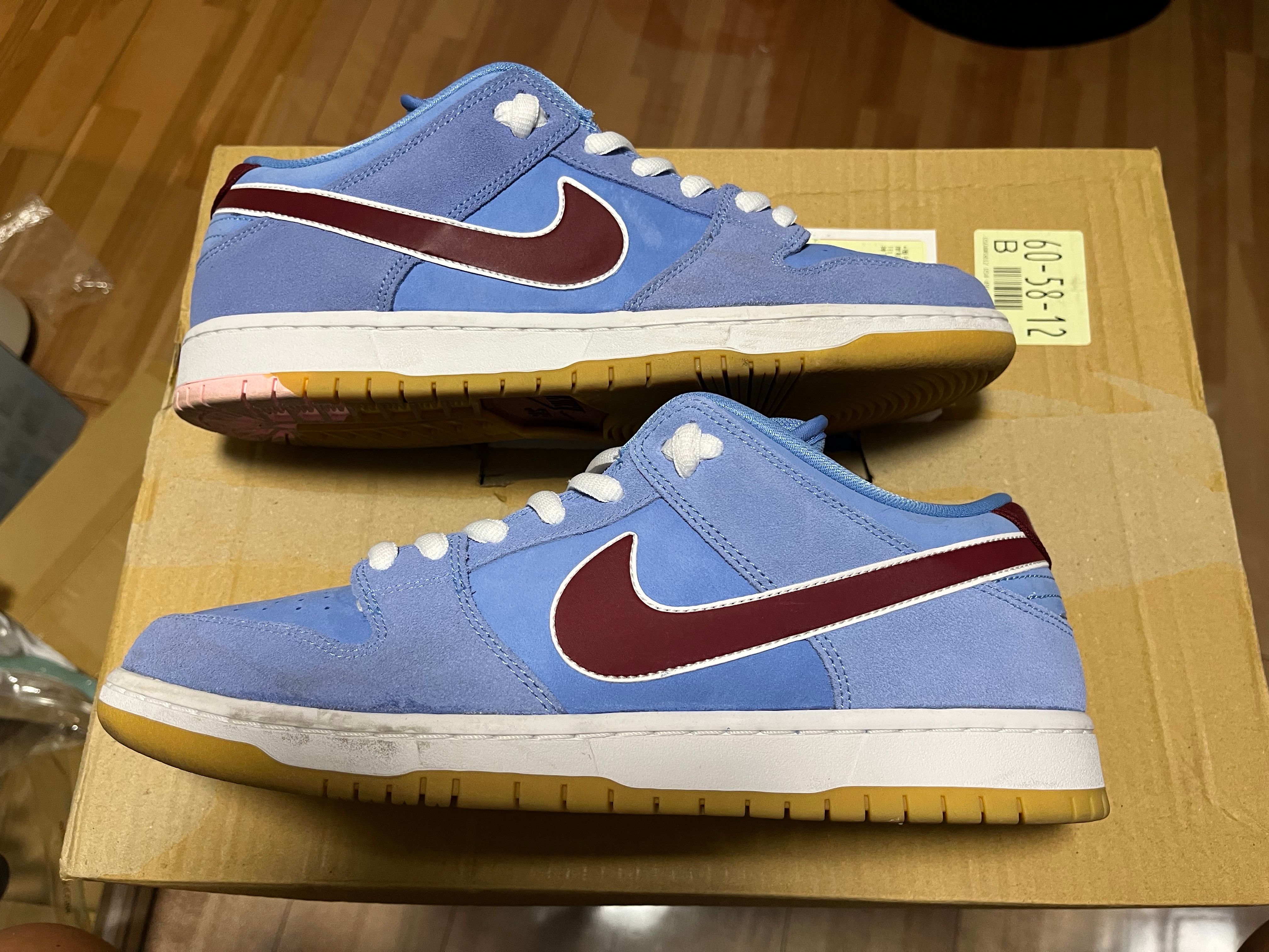 Nike SB Dunk Low Pro "Philadelphia Phillies/Valor Blue and Team Maroon"