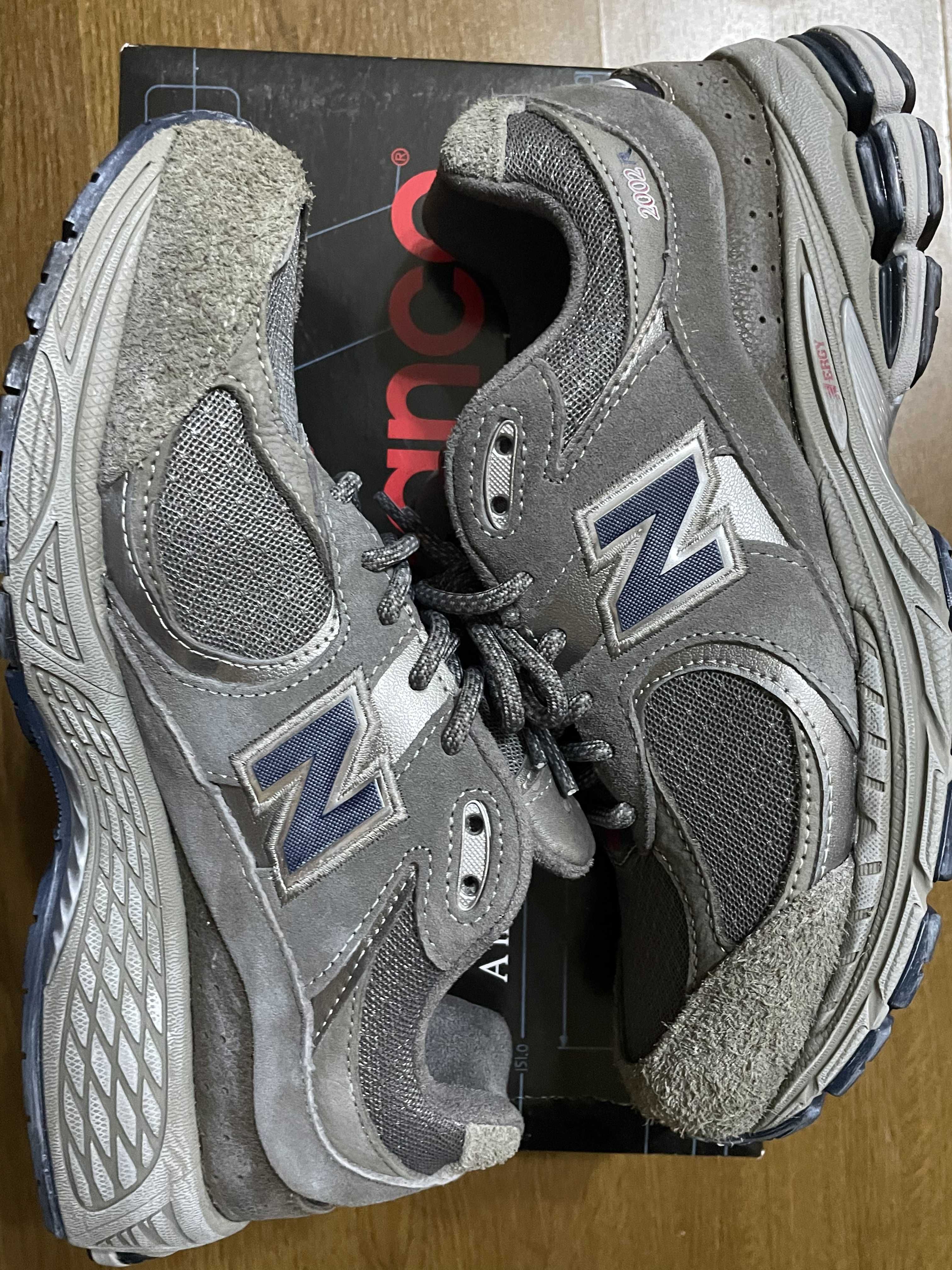 New Balance 2002R "Gray"