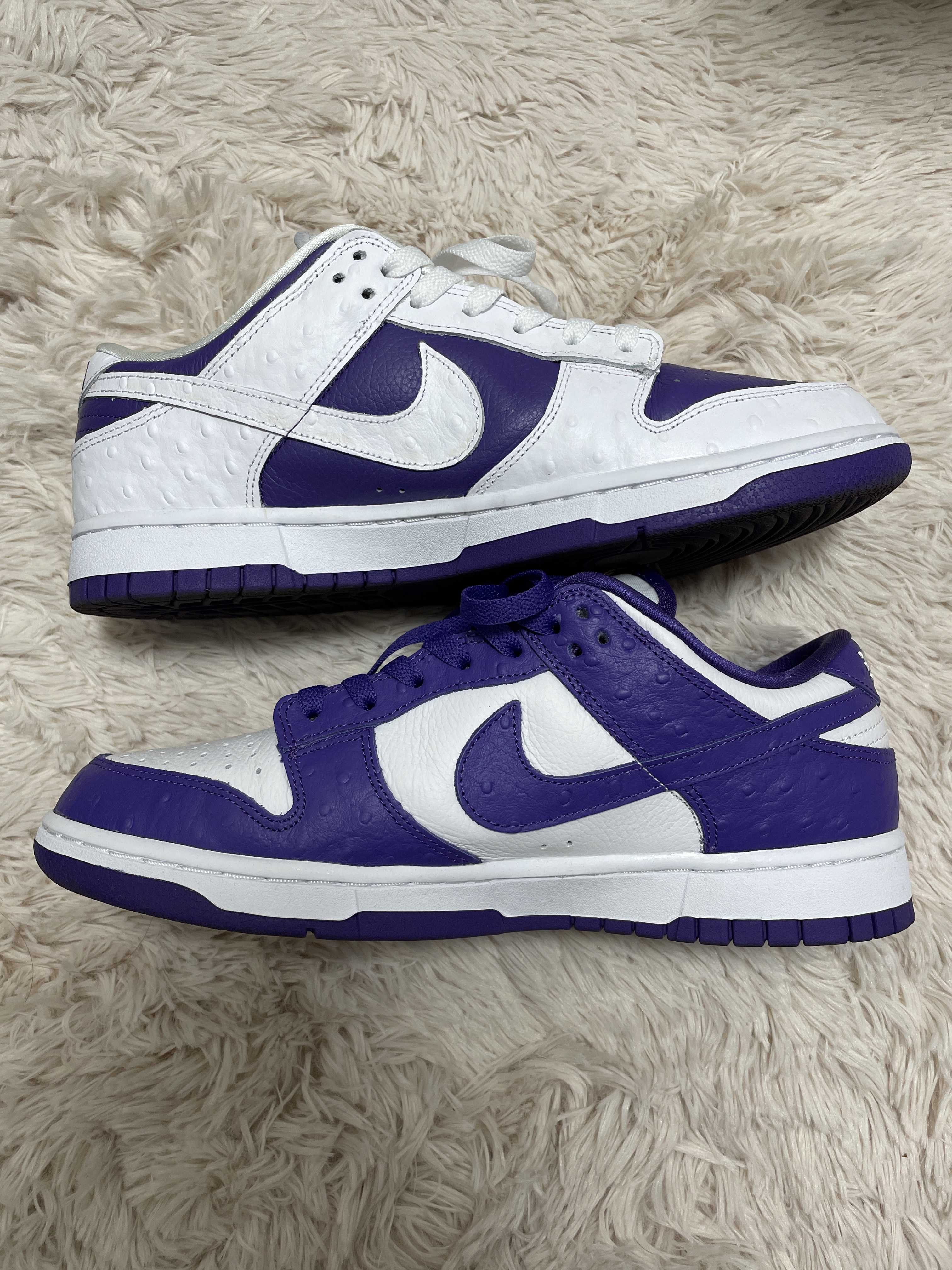 Nike Women's Dunk Low "Made You Look"