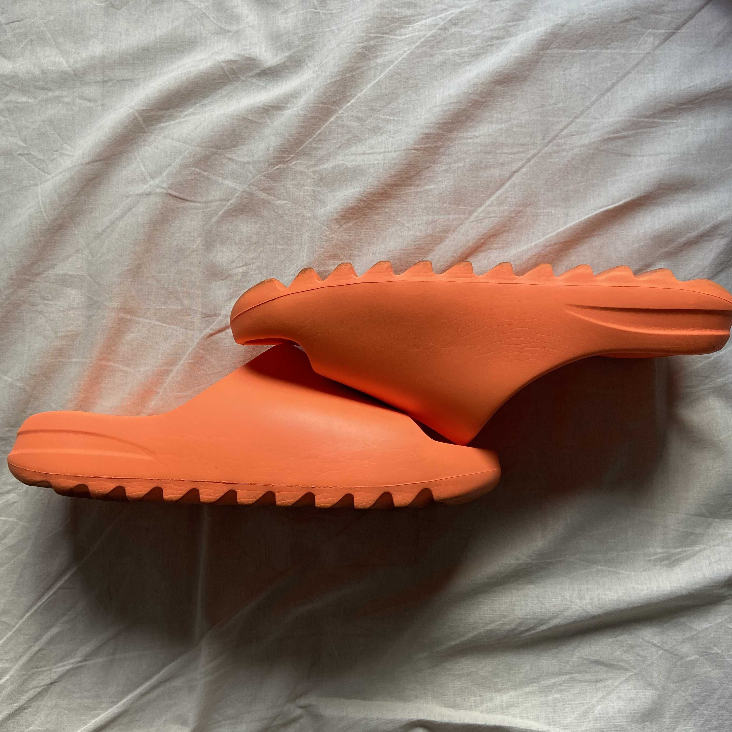 adidas YEEZY Slide "Enflame Orange"