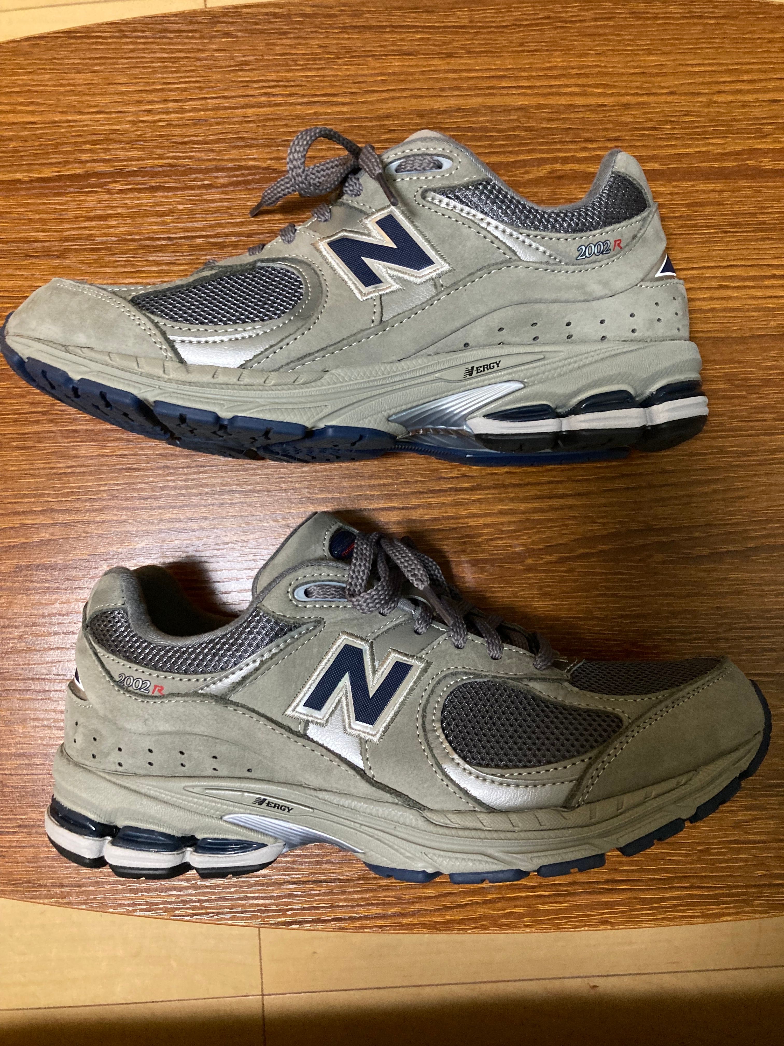 New Balance 2002R "Gray"