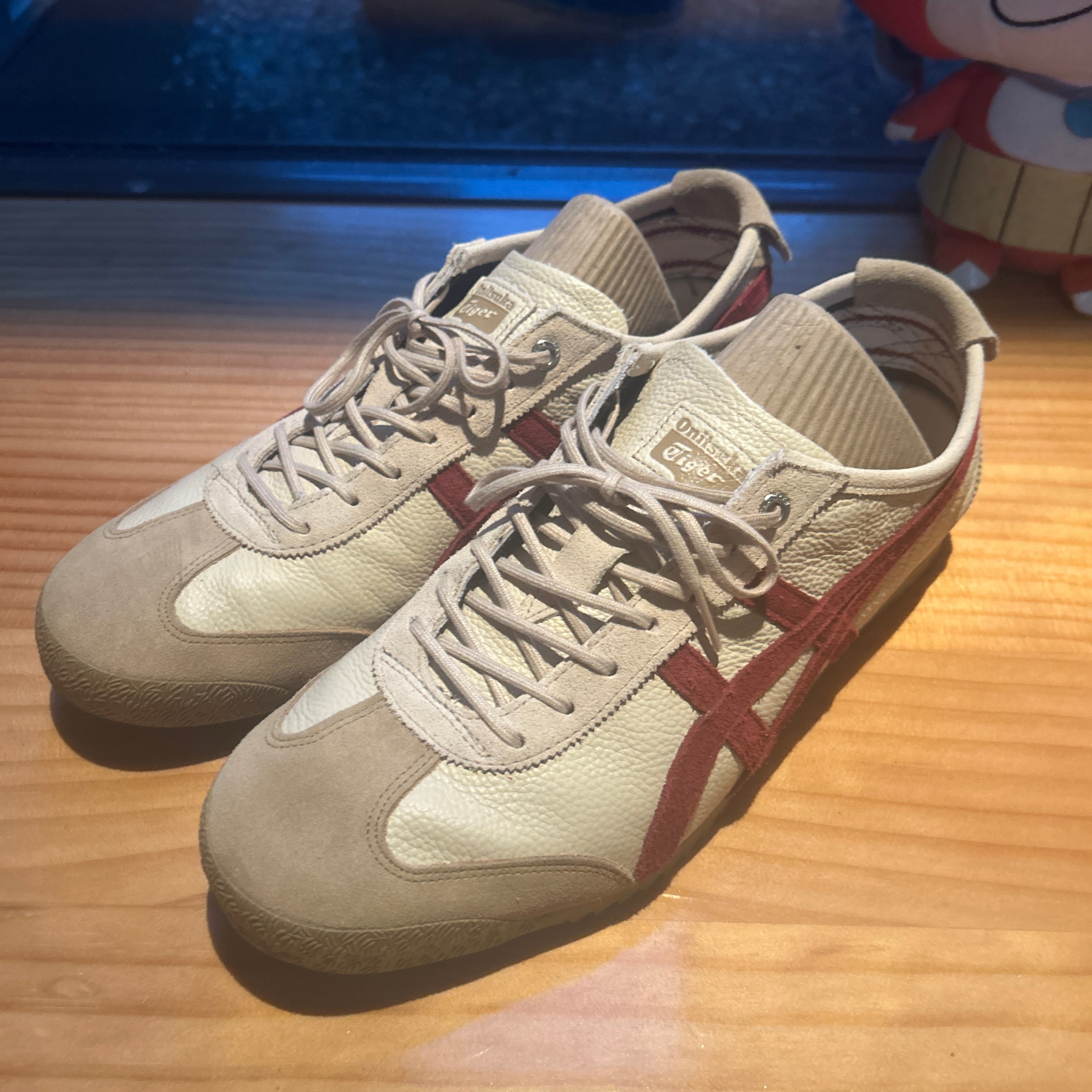 Onitsuka Tiger Mexico 66 SD "Beige/Beet Juice"