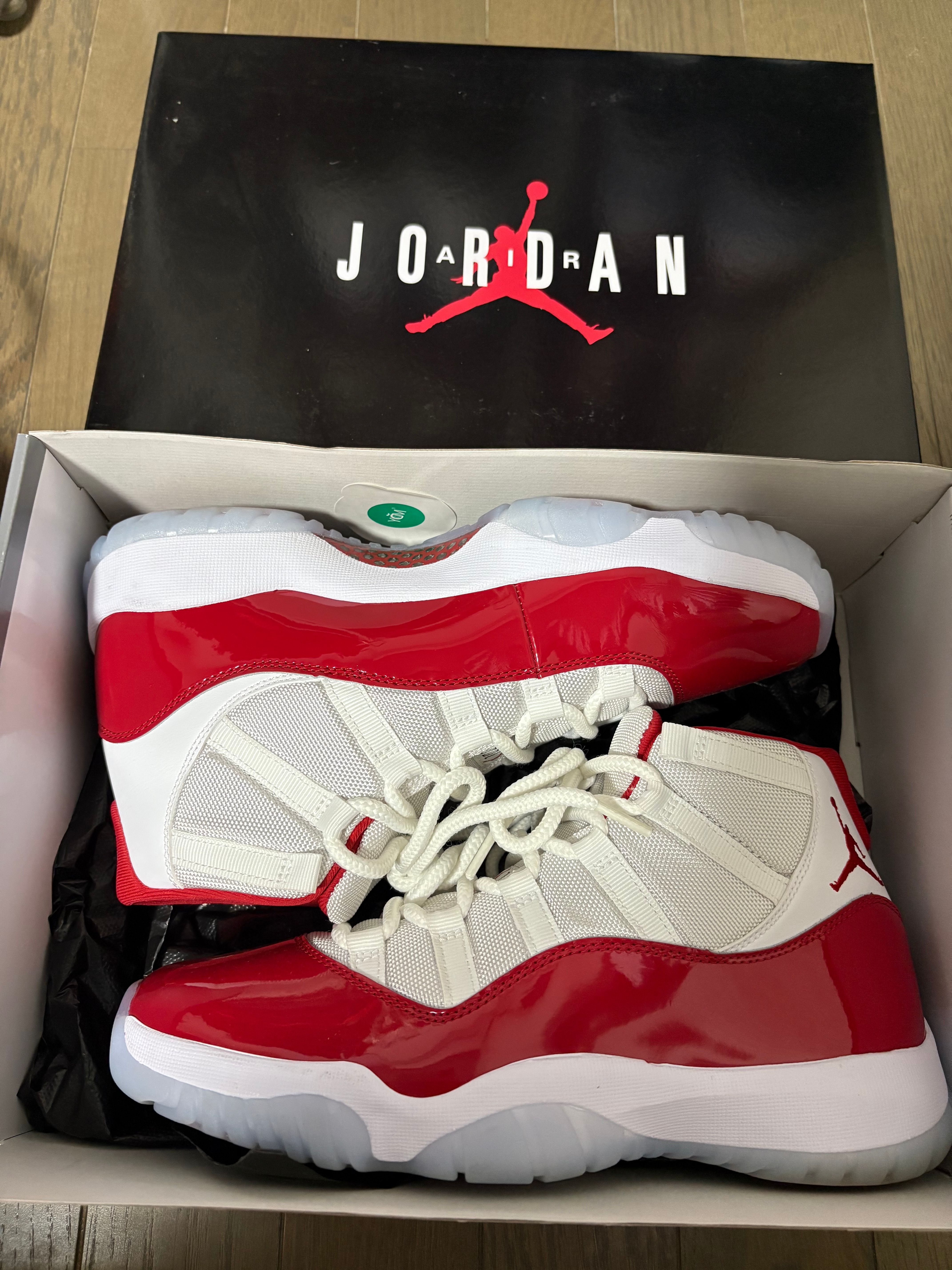 Nike Air Jordan 11 "Varsity Red"