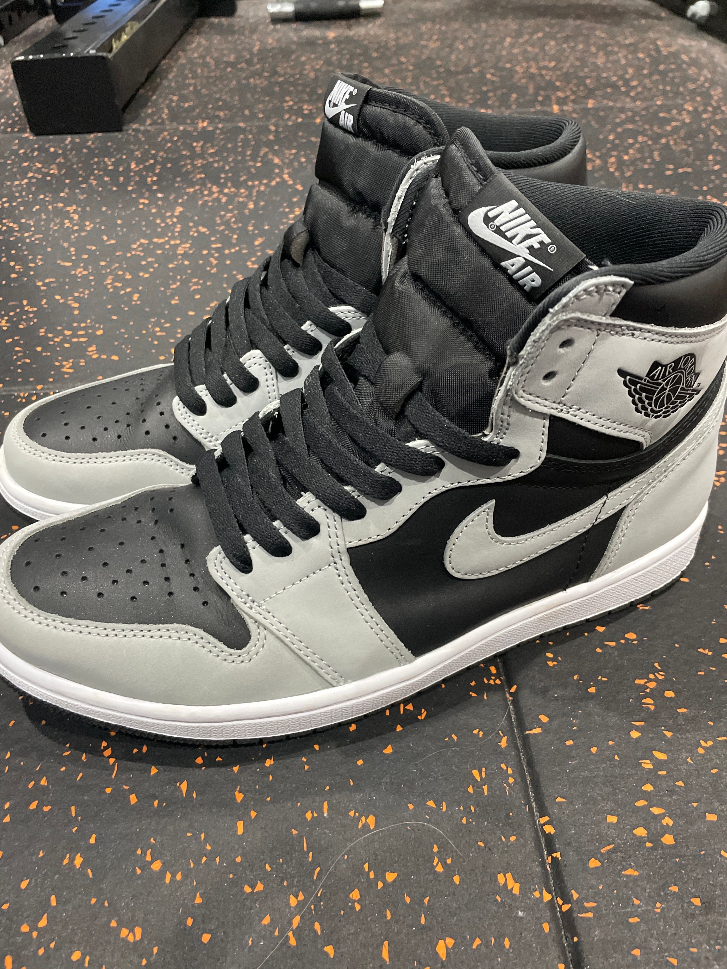 Nike Air Jordan 1 High OG "Shadow 2.0"