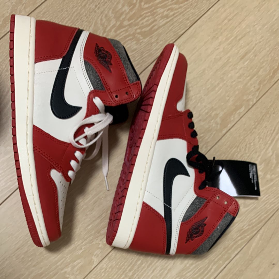 Nike Air Jordan 1 High OG "Lost & Found/Chicago"