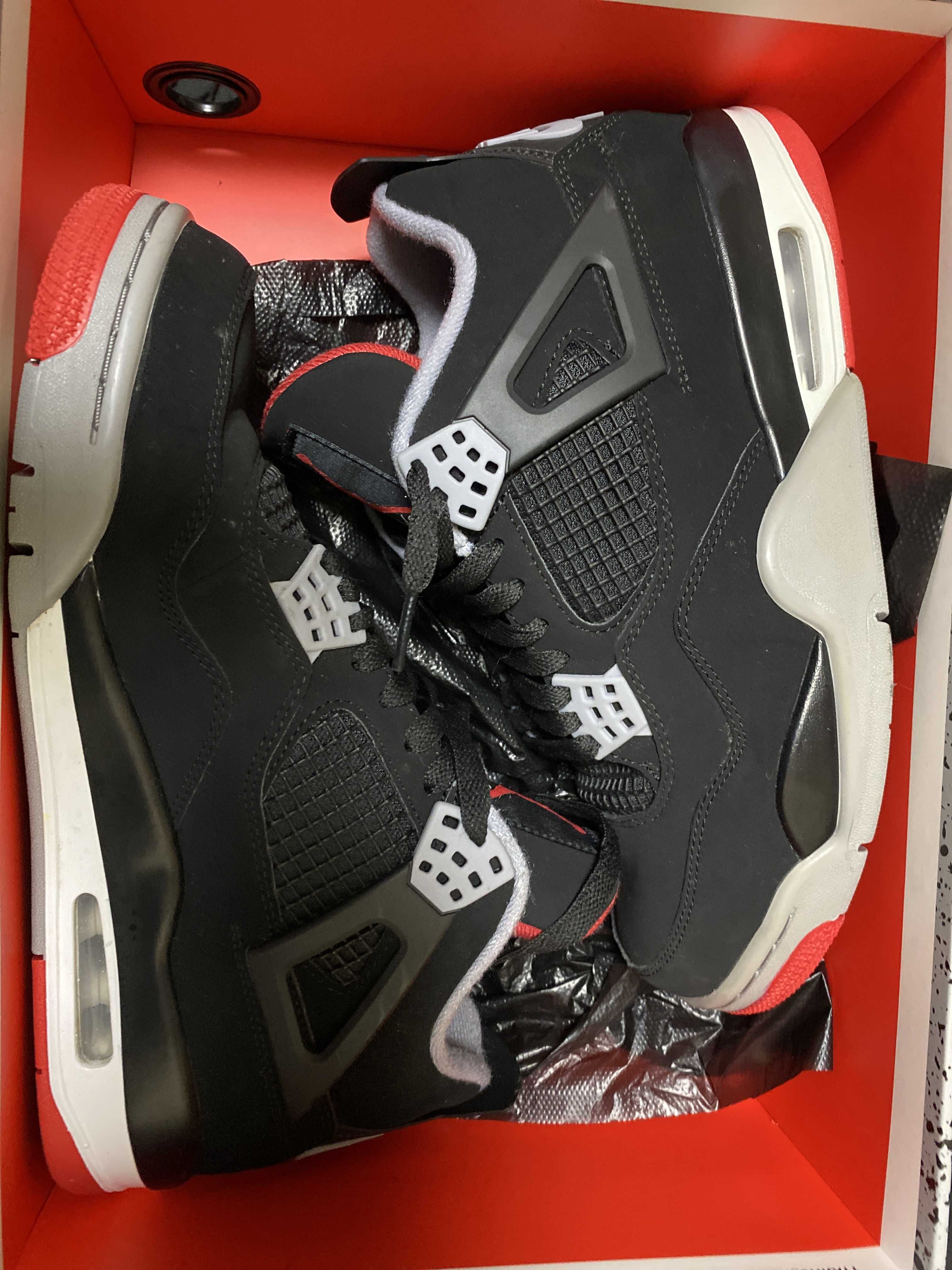 Nike Air Jordan 4 Retro "Bred" (2019)