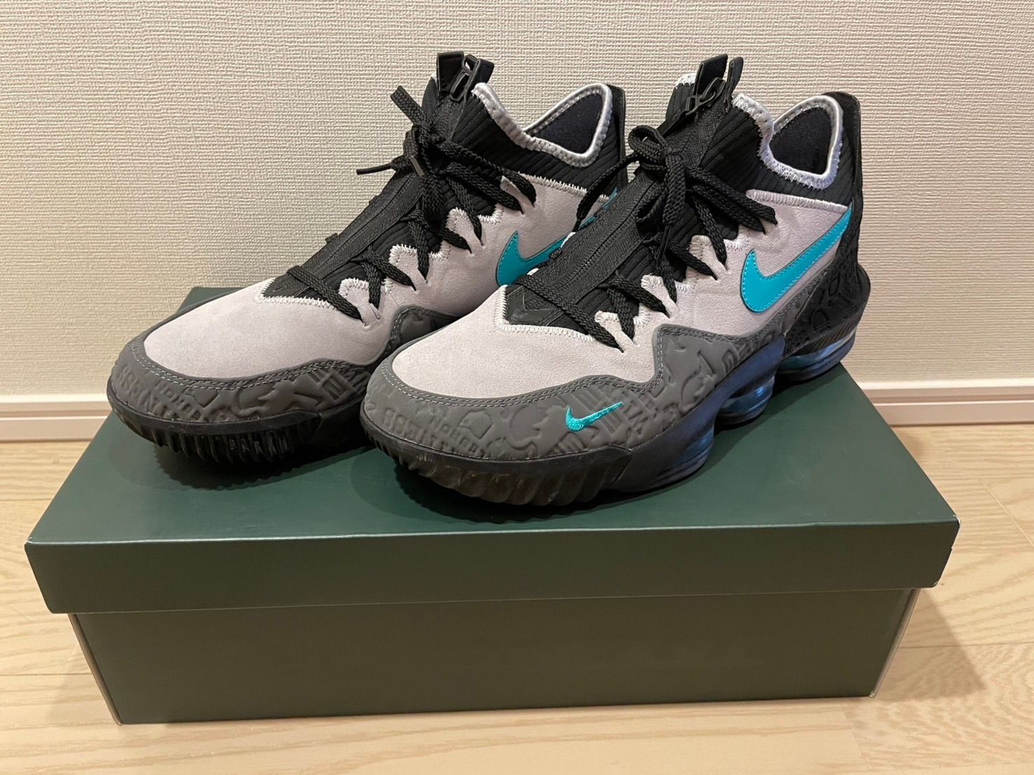 atmos × Nike LeBron 16 "Clear Jade"