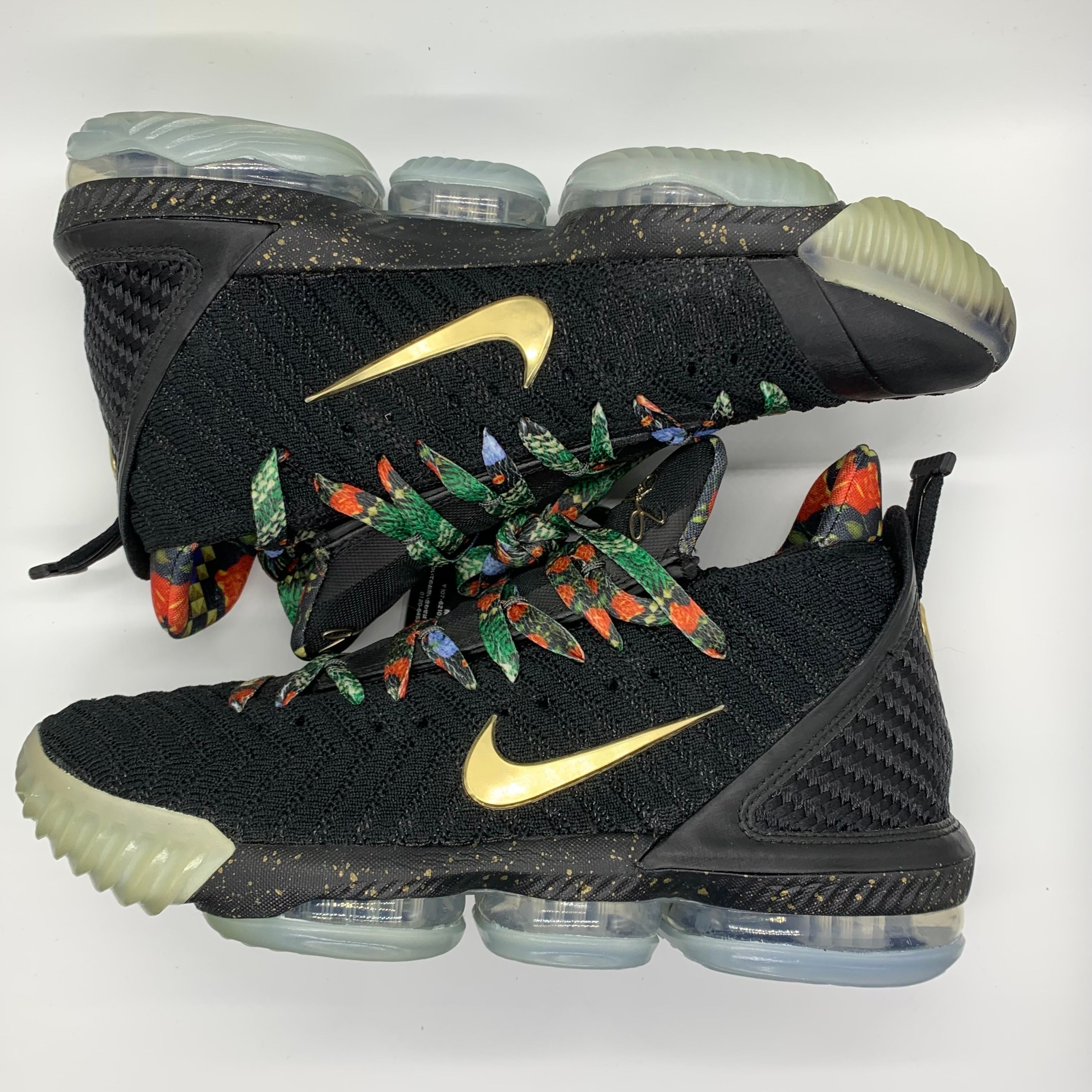 Nike Lebron 16 "Watch The Throne"