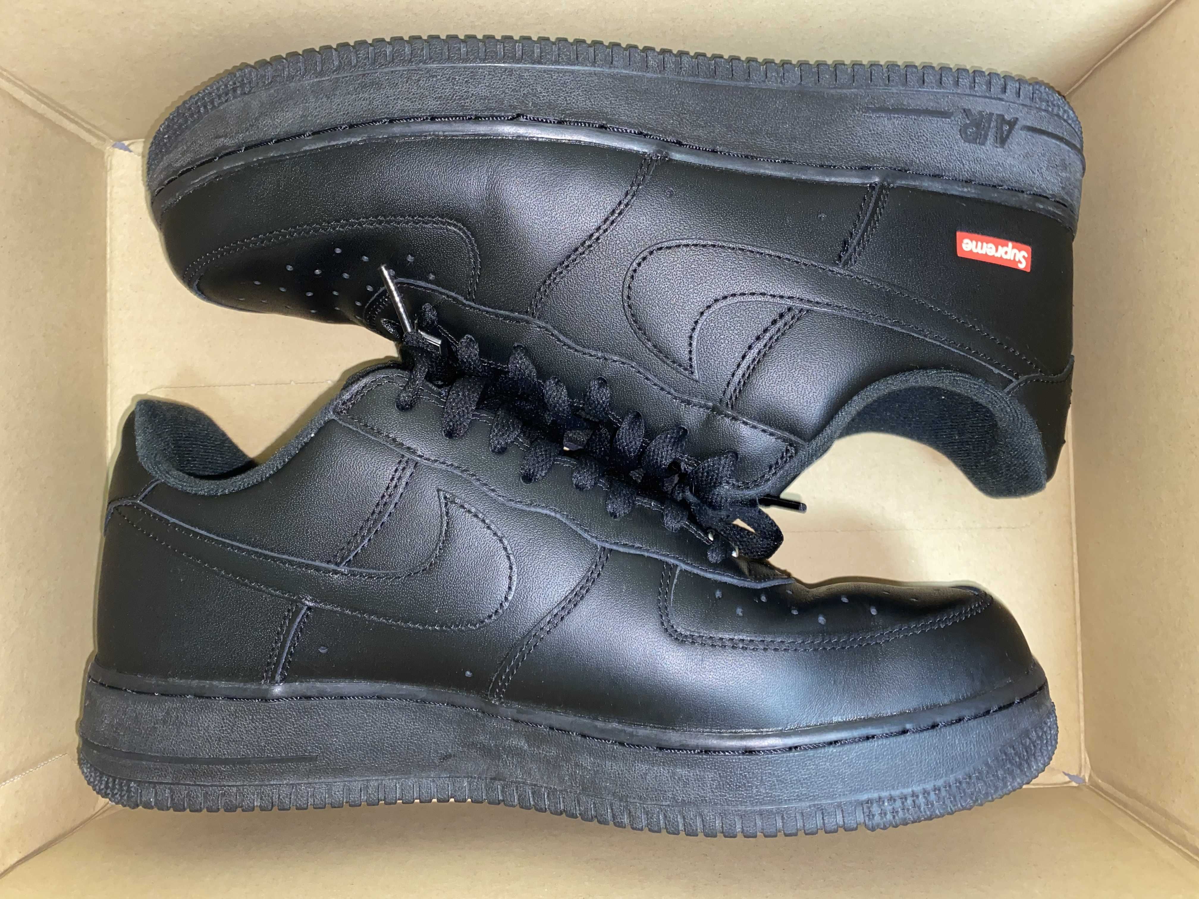 Supreme × Nike Air Force 1 Low "Black"