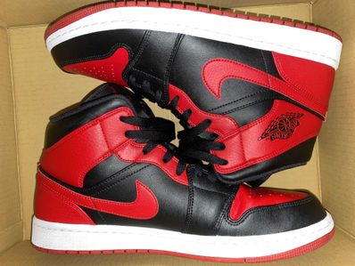 Nike Air Jordan 1 Mid "Bred"