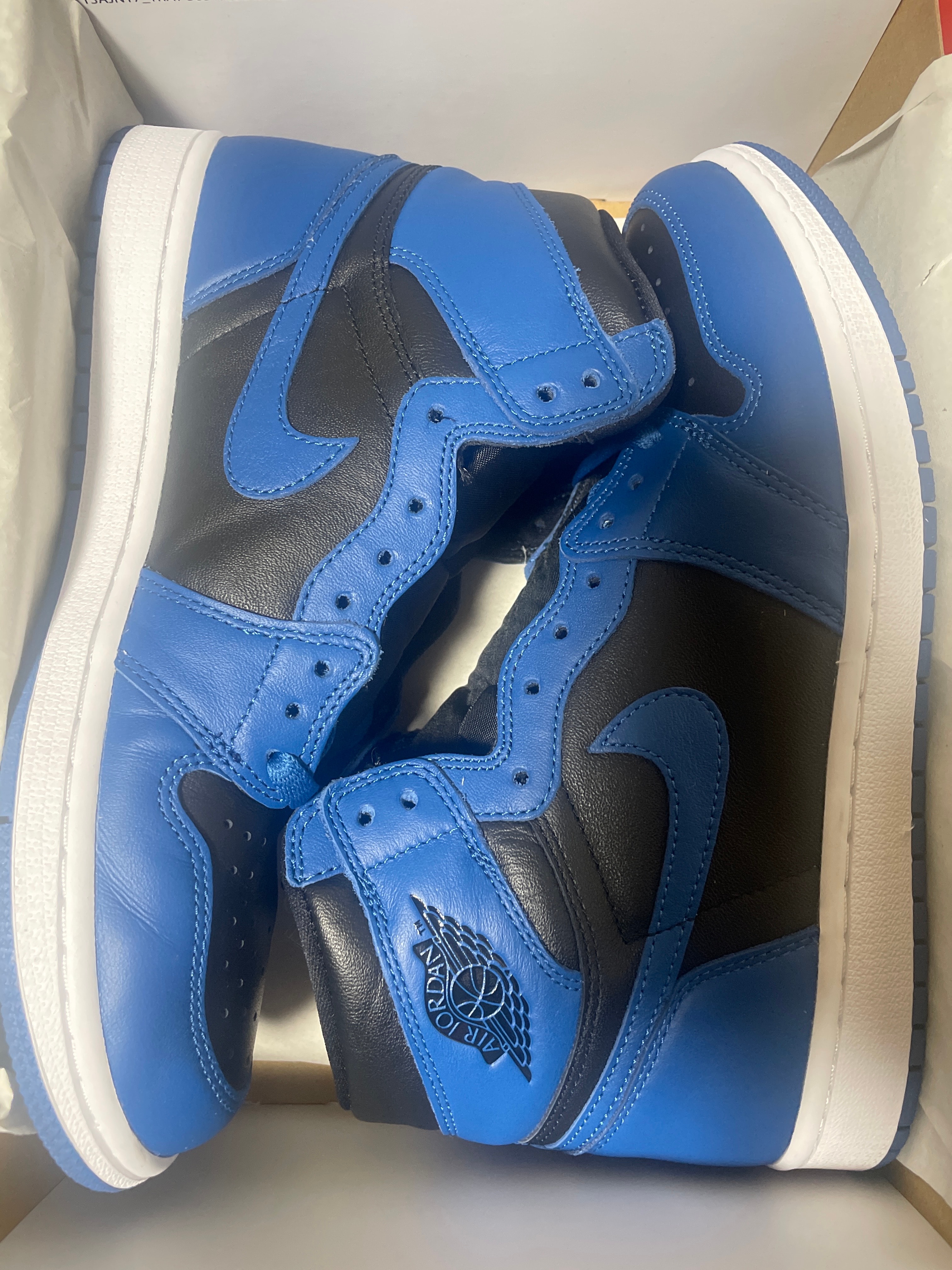 Nike Air Jordan 1 Retro High OG "Dark Marina Blue"