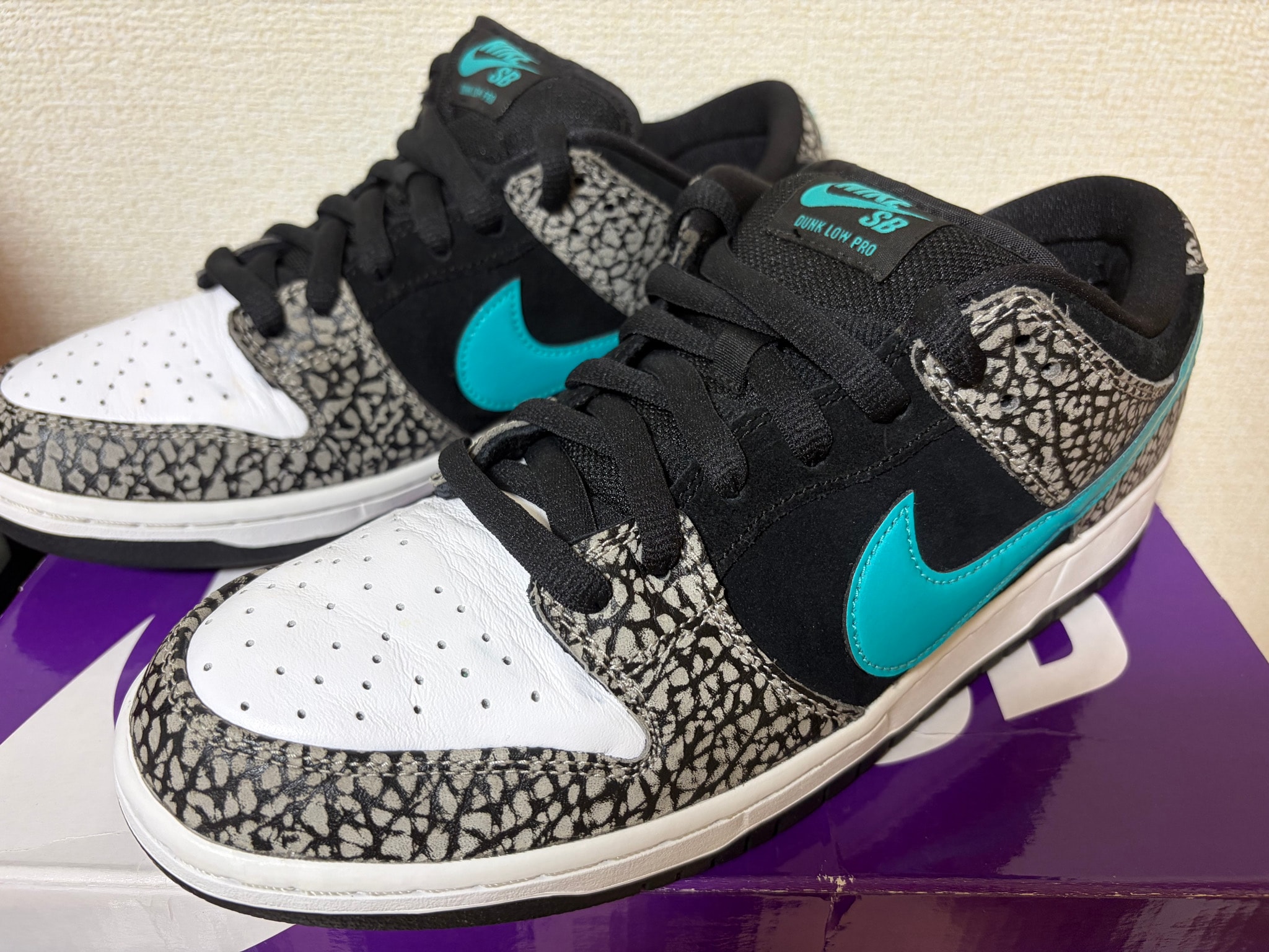 Nike SB Dunk Low "Elephant/Safari"