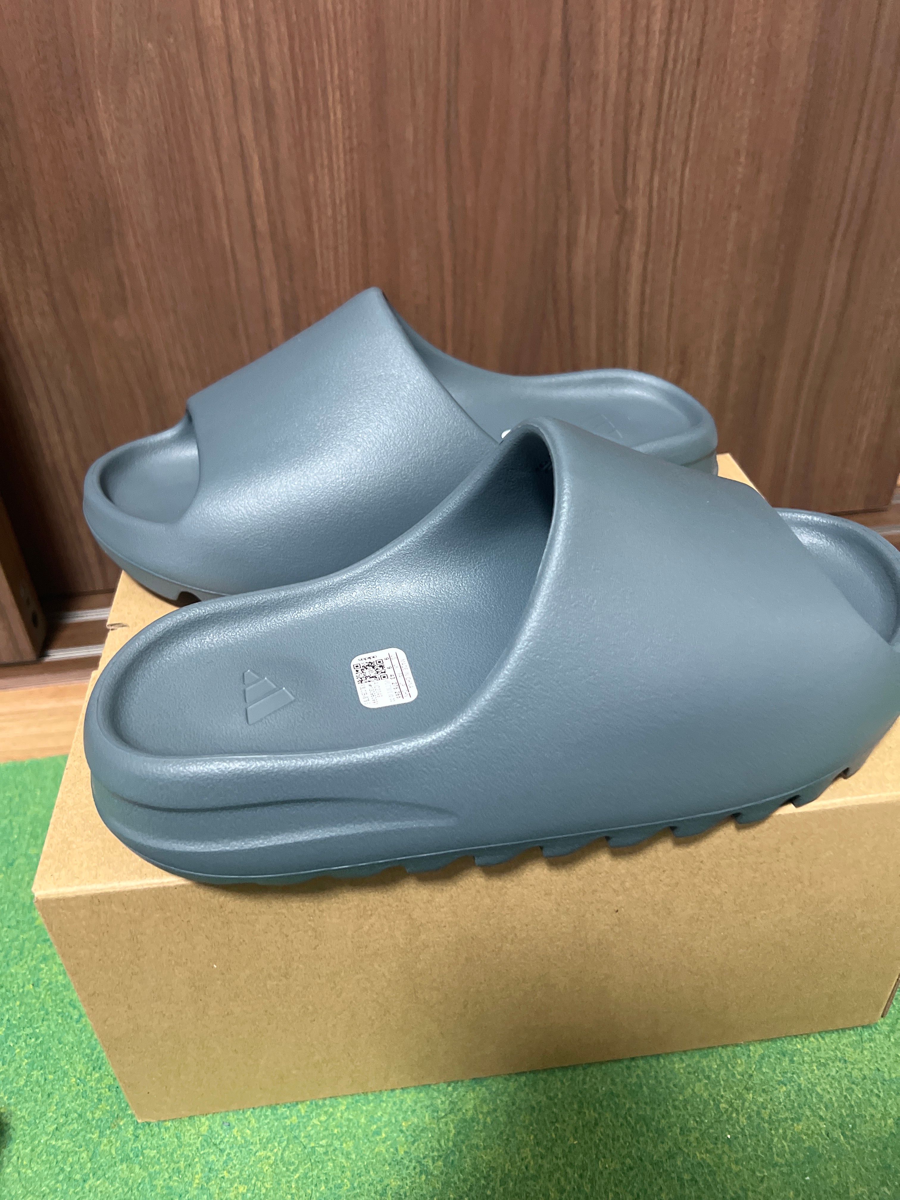 adidas YEEZY Slide "Slate Marine"