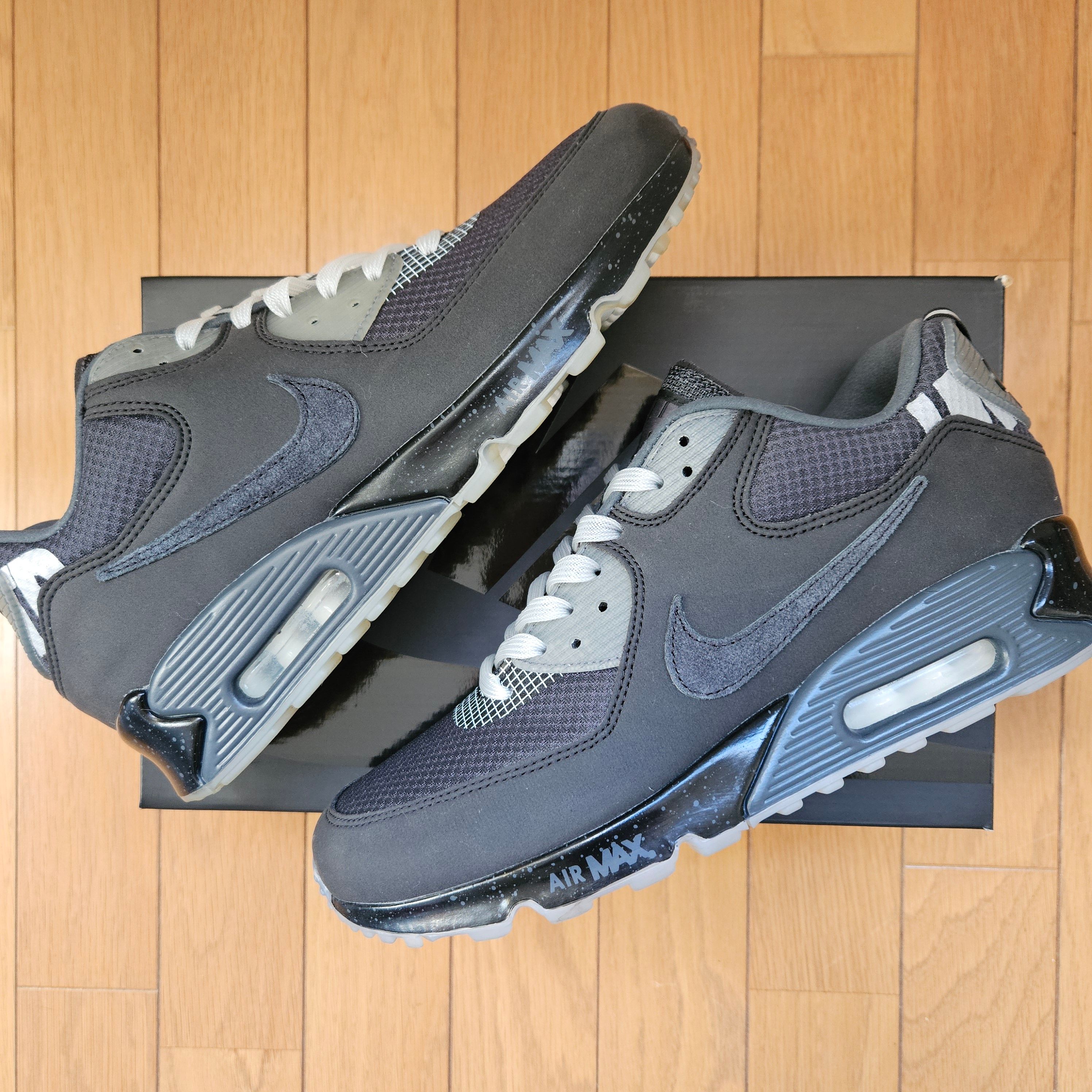 UNDEFEATED × Nike Air Max 90 "Black/Rush Pink"