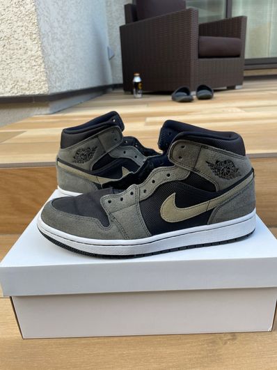 Nike Women's Air Jordan 1 MID "Military Colors"