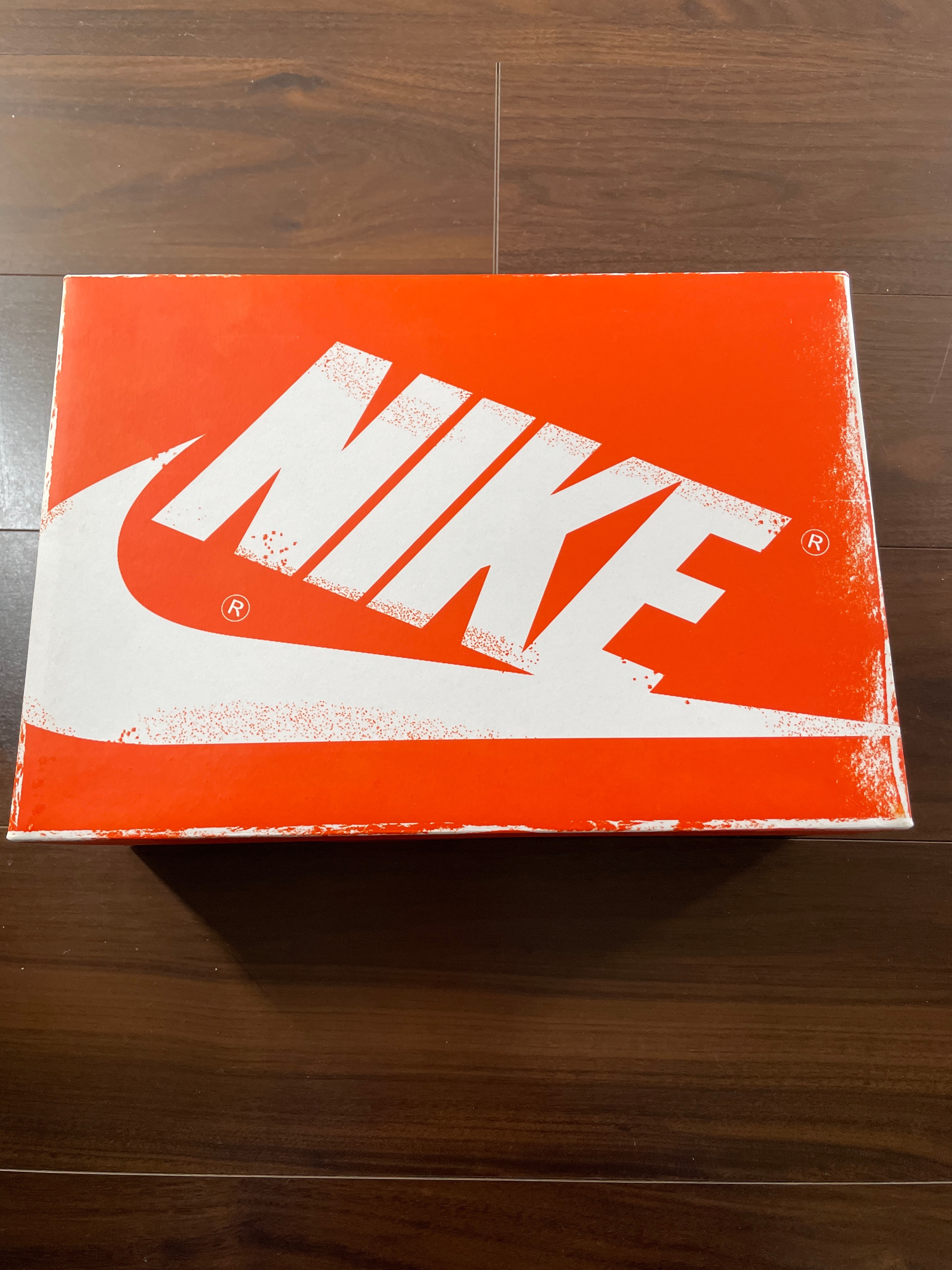 Nike Air Jordan 1 High OG "Lost & Found/Chicago"