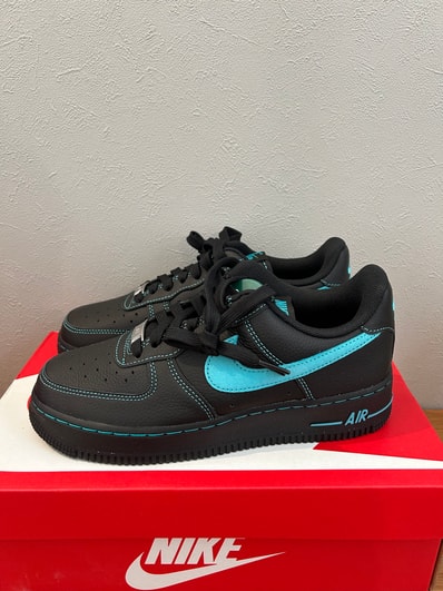 Nike Air Force 1 Low "Black Tiffany"