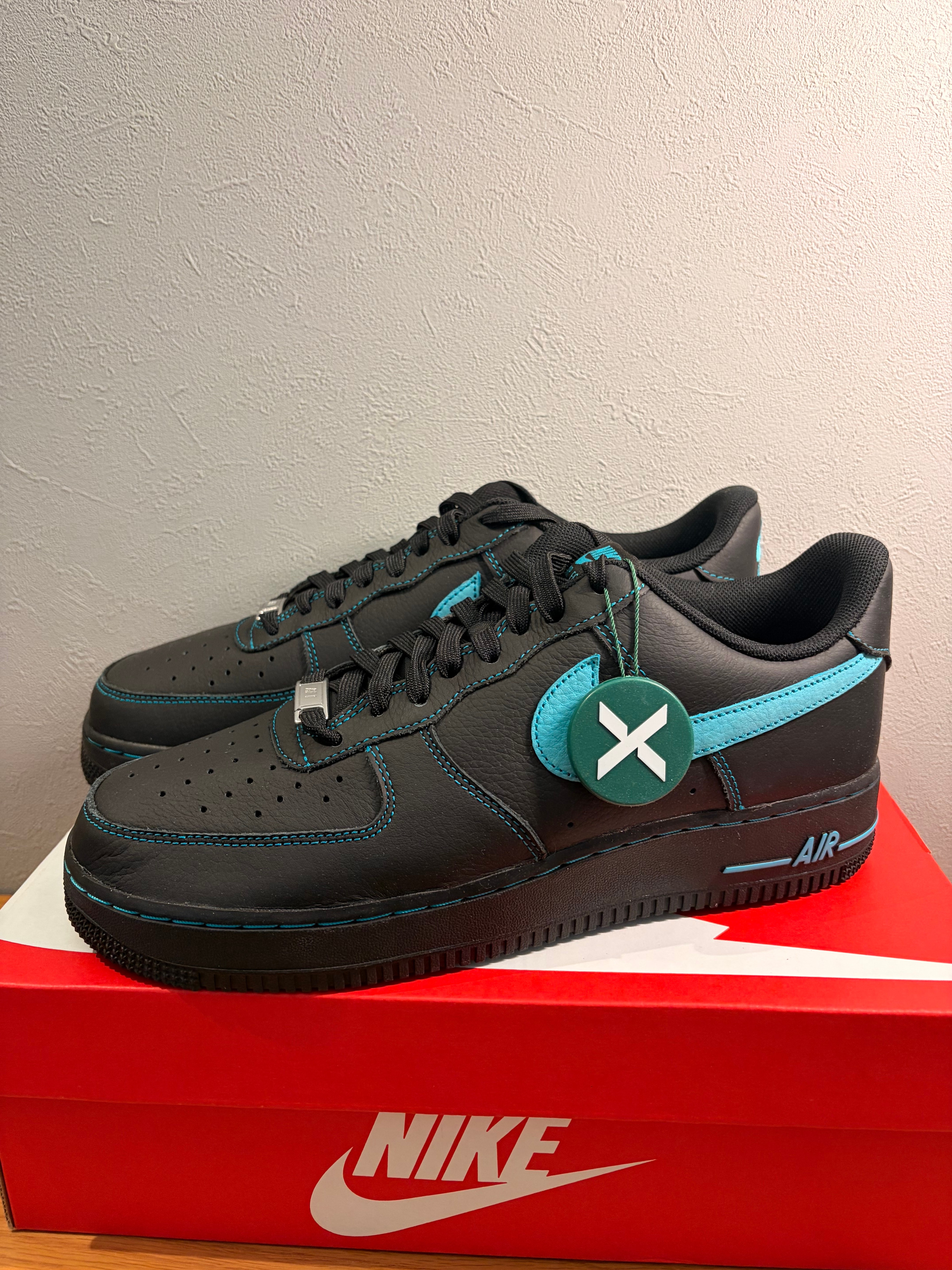 Nike Air Force 1 Low "Black Tiffany"