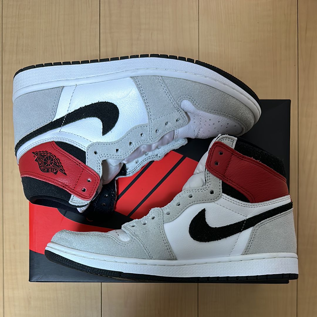 Nike Air Jordan 1 High OG "White/Black/Light Smoke Grey"