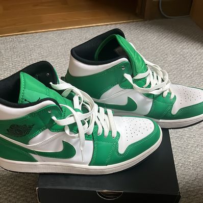 Nike Air Jordan 1 Mid "Lucky Green"