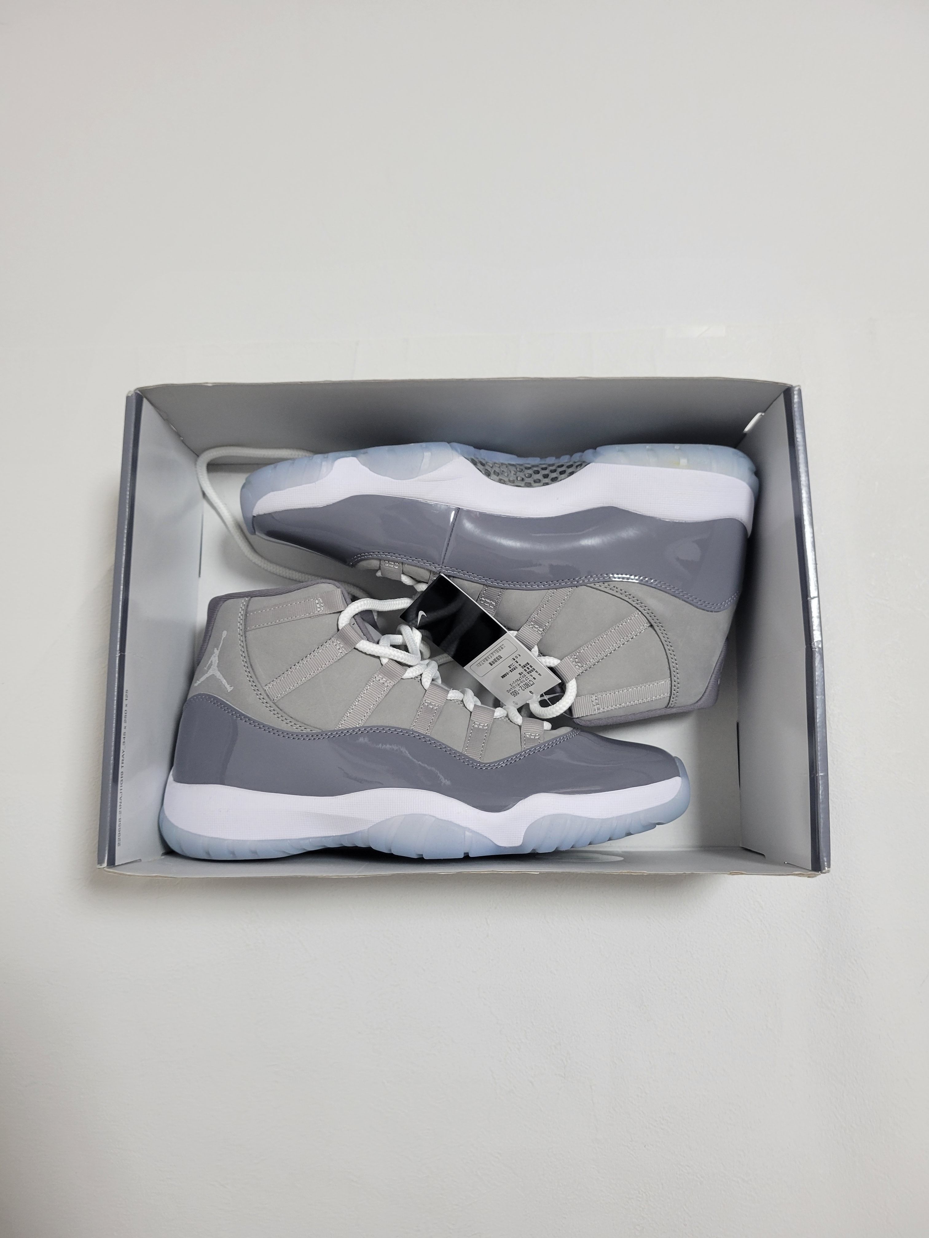 Nike Air Jordan 11 Retro "Cool Grey"