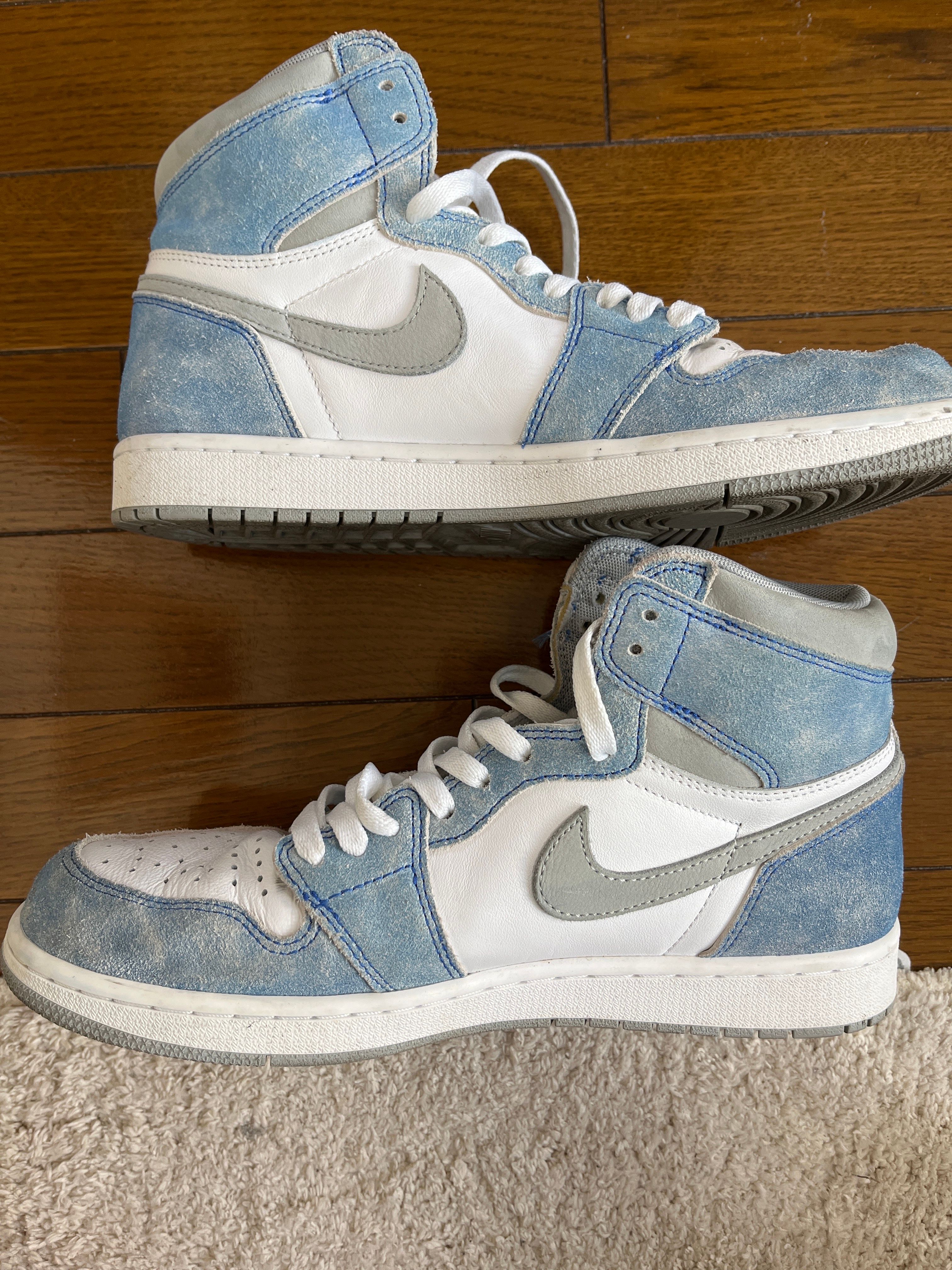 Nike Air Jordan 1 High OG "Hyper Royal"