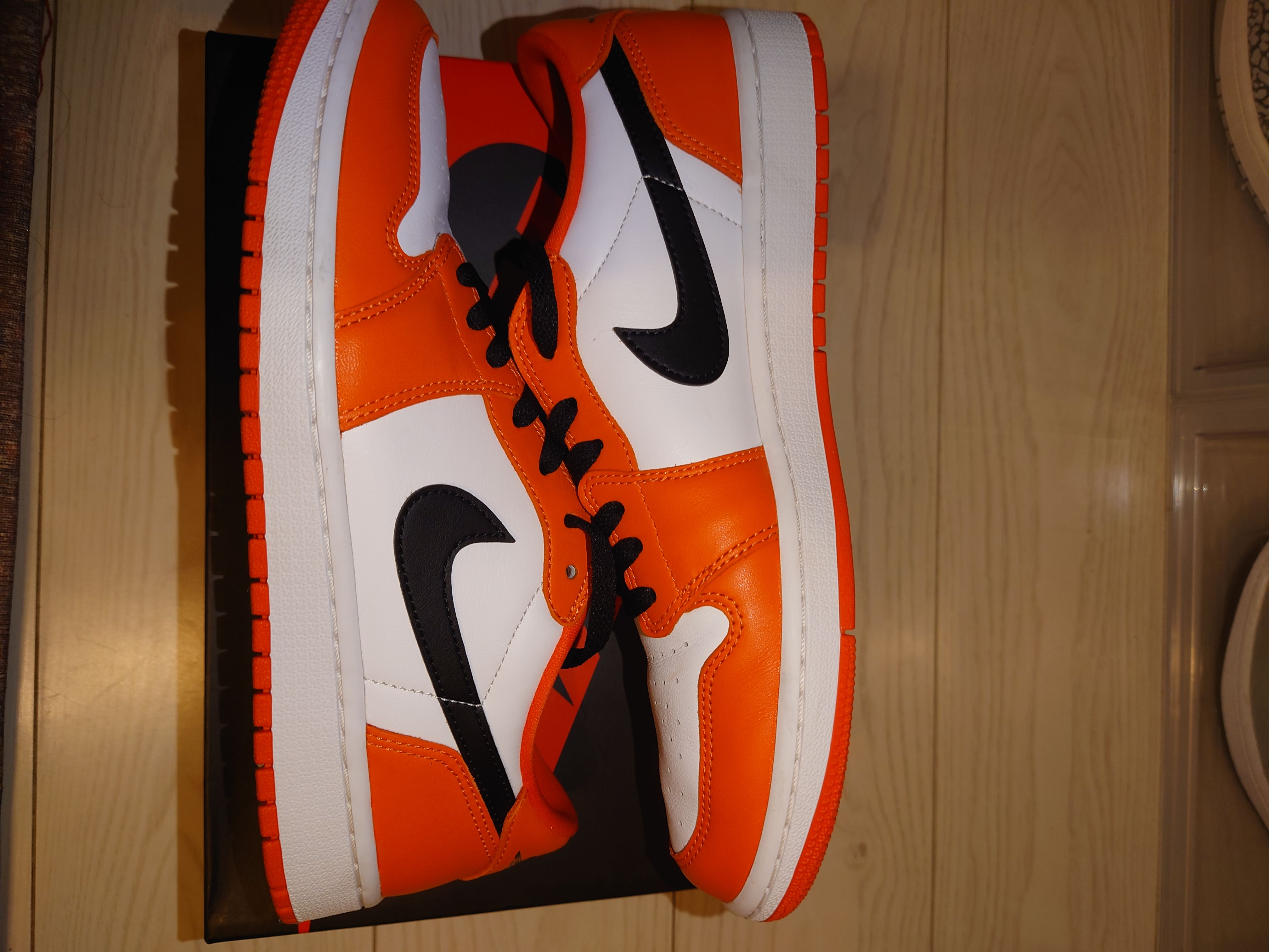 Nike Women's Air Jordan 1 Low OG "Starfish"