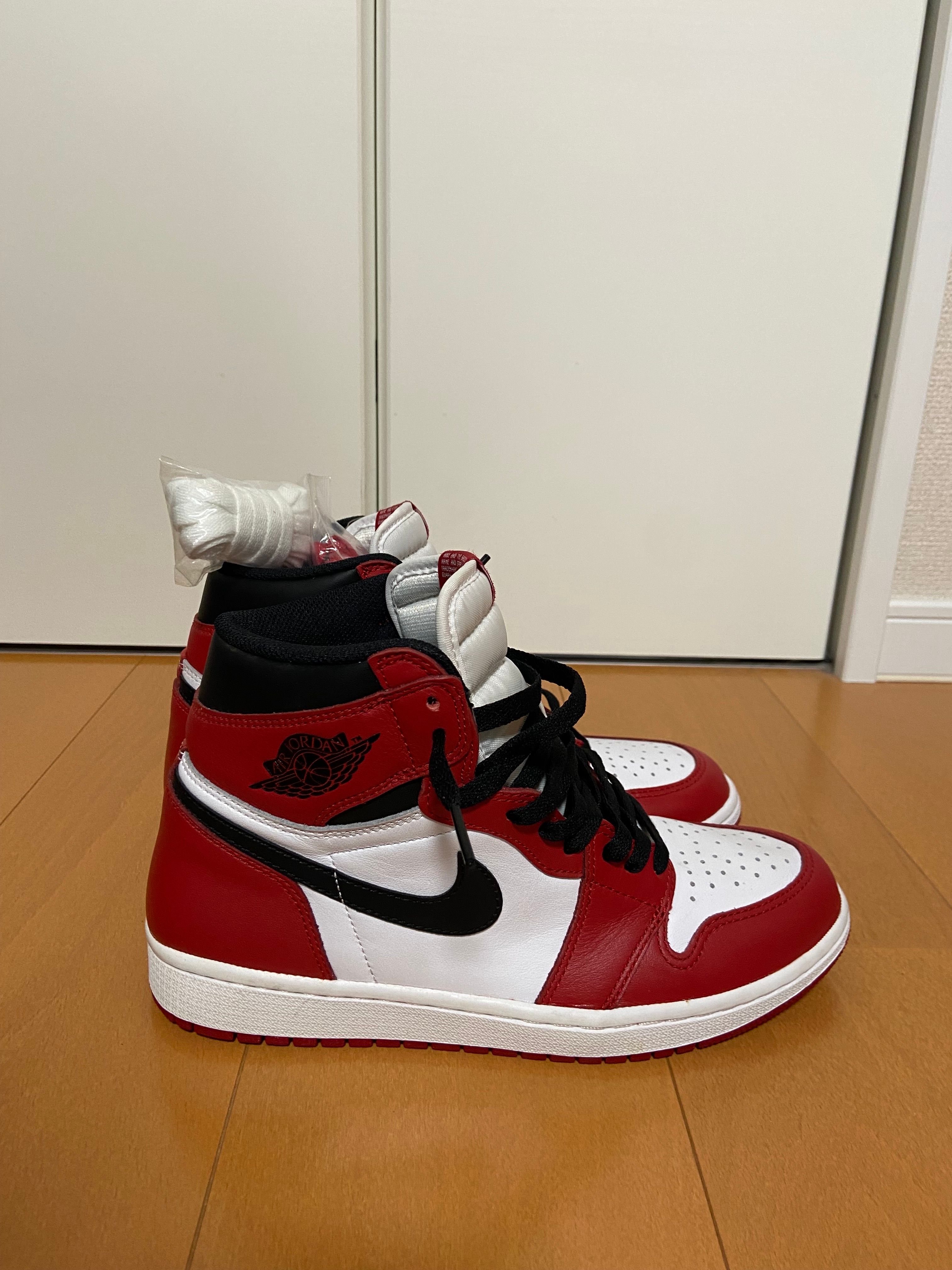 Nike Air Jordan 1 Retro High "Chicago" (2015)