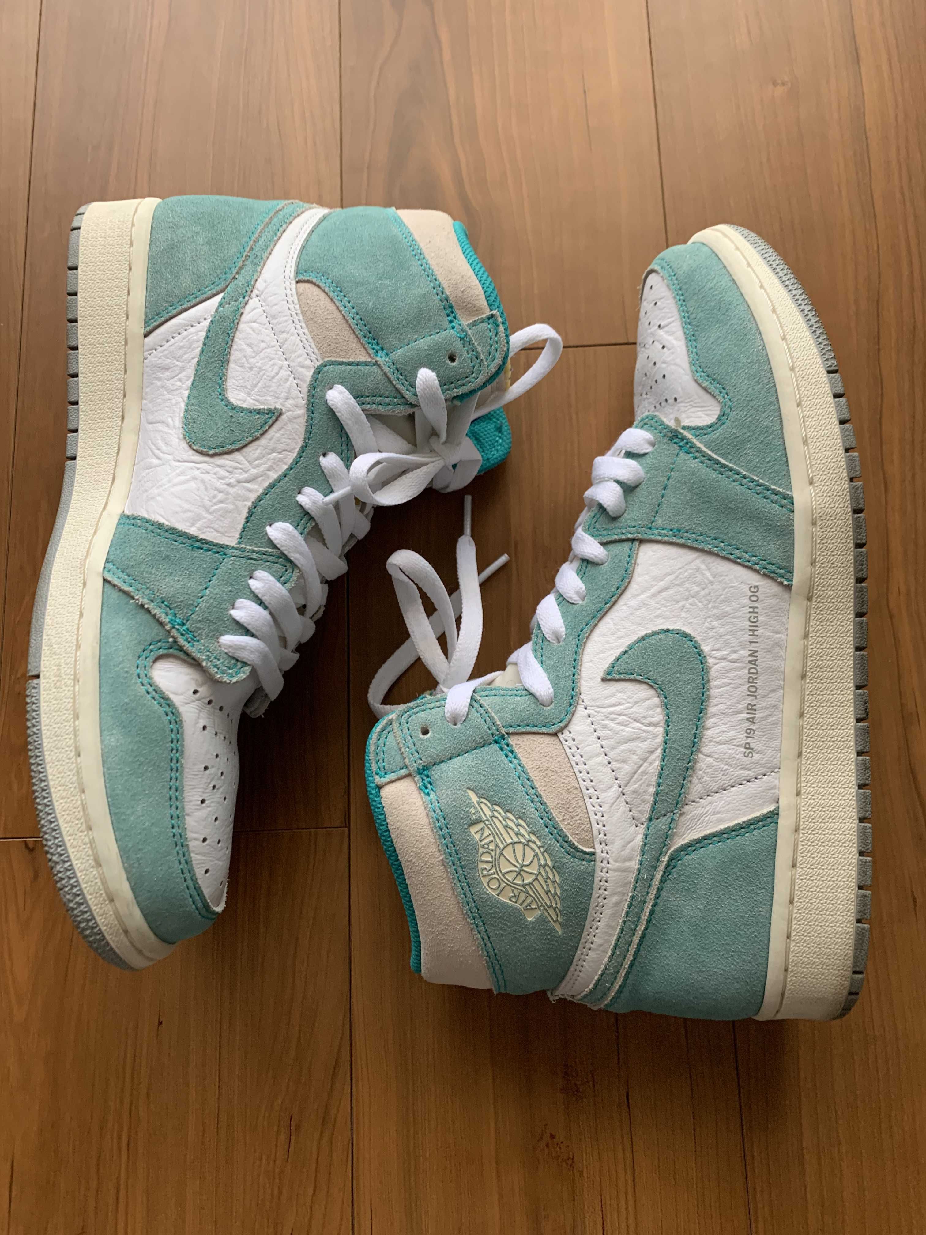 Nike Air Jordan 1 Retro High OG "Turbo Green"