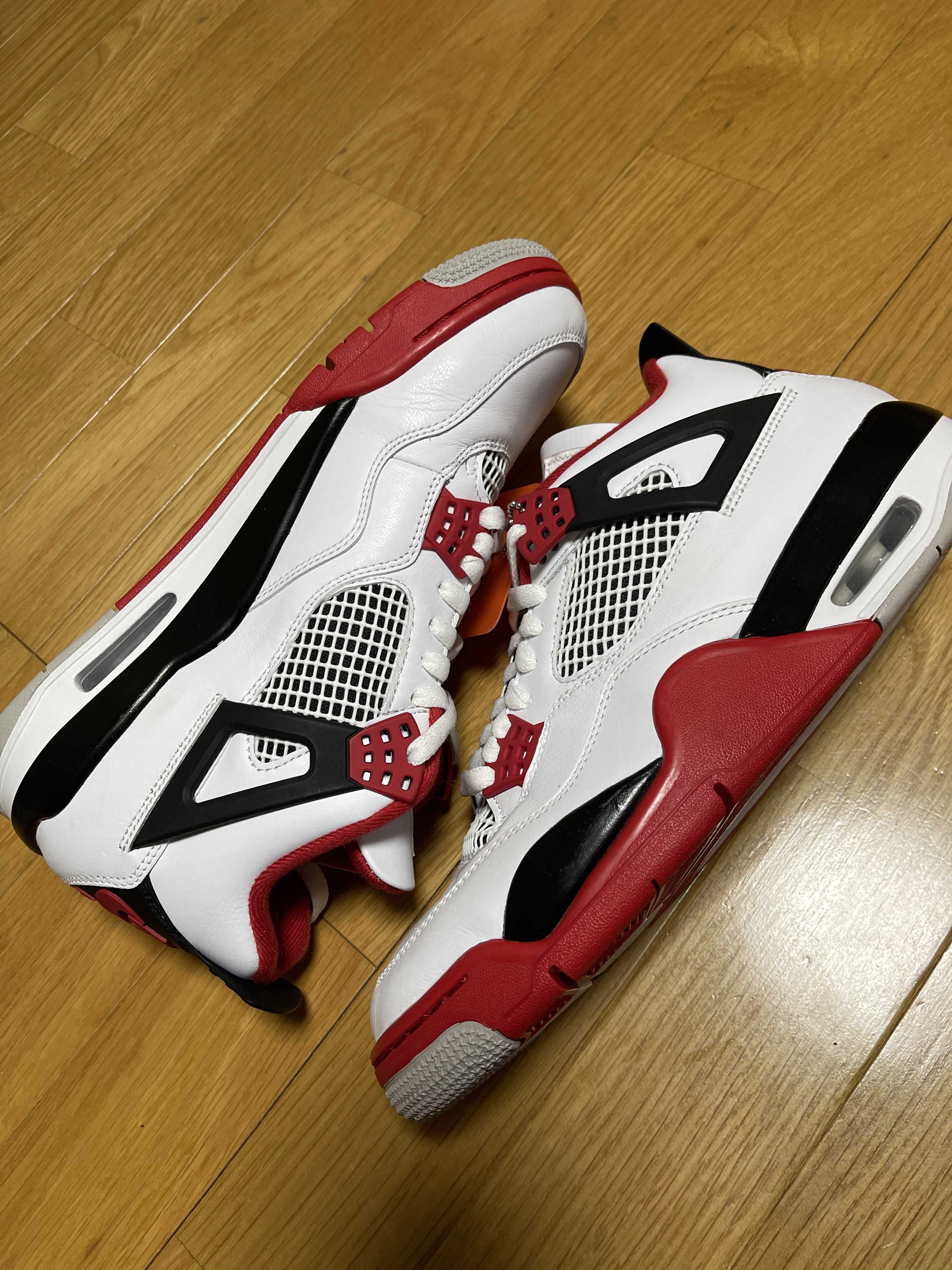 Nike Air Jordan 4 Retro OG "Fire Red" (2020)