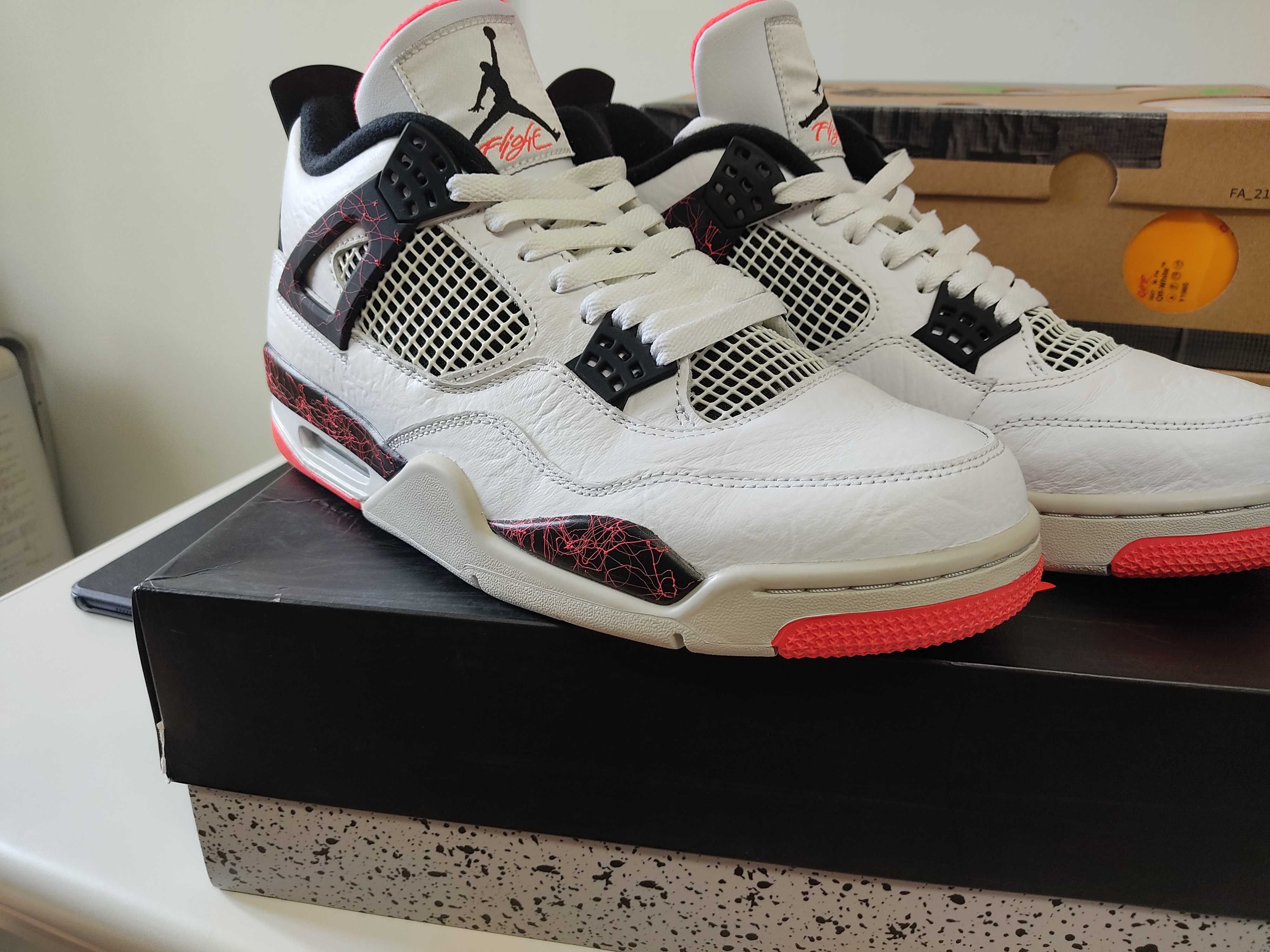 Nike Air Jordan 4 Retro "Flight Nostalgia"