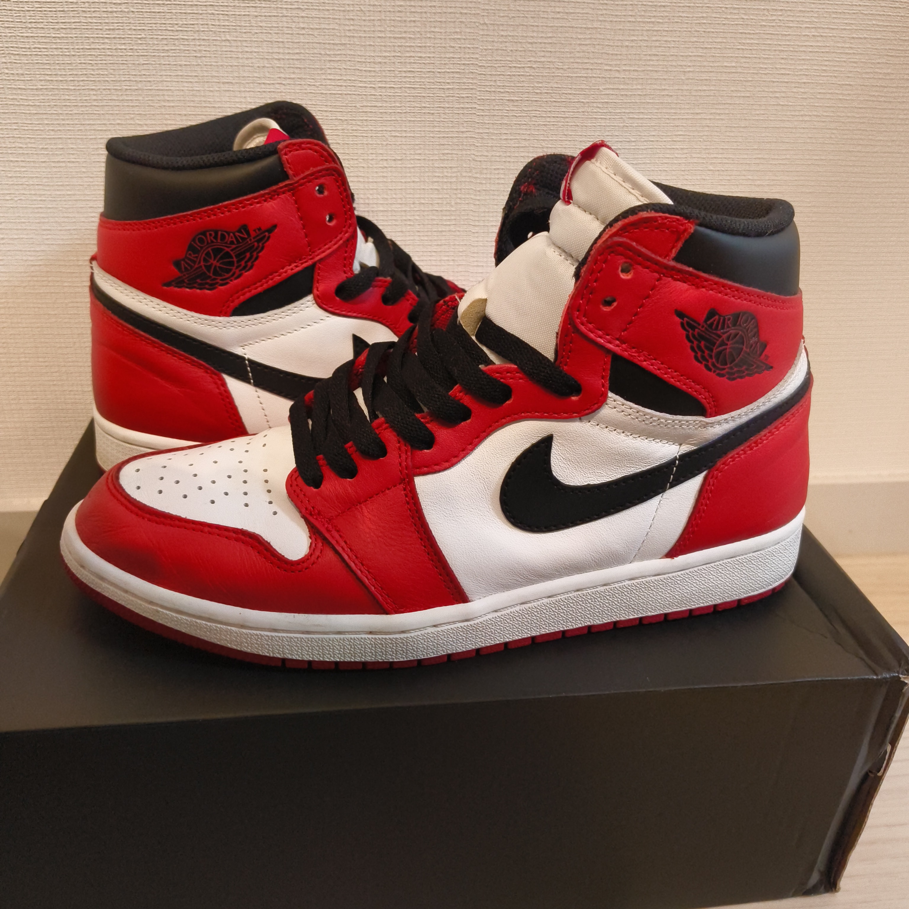 ナイキ エアジョーダン1 レトロ ハイ "シカゴ" (2015)