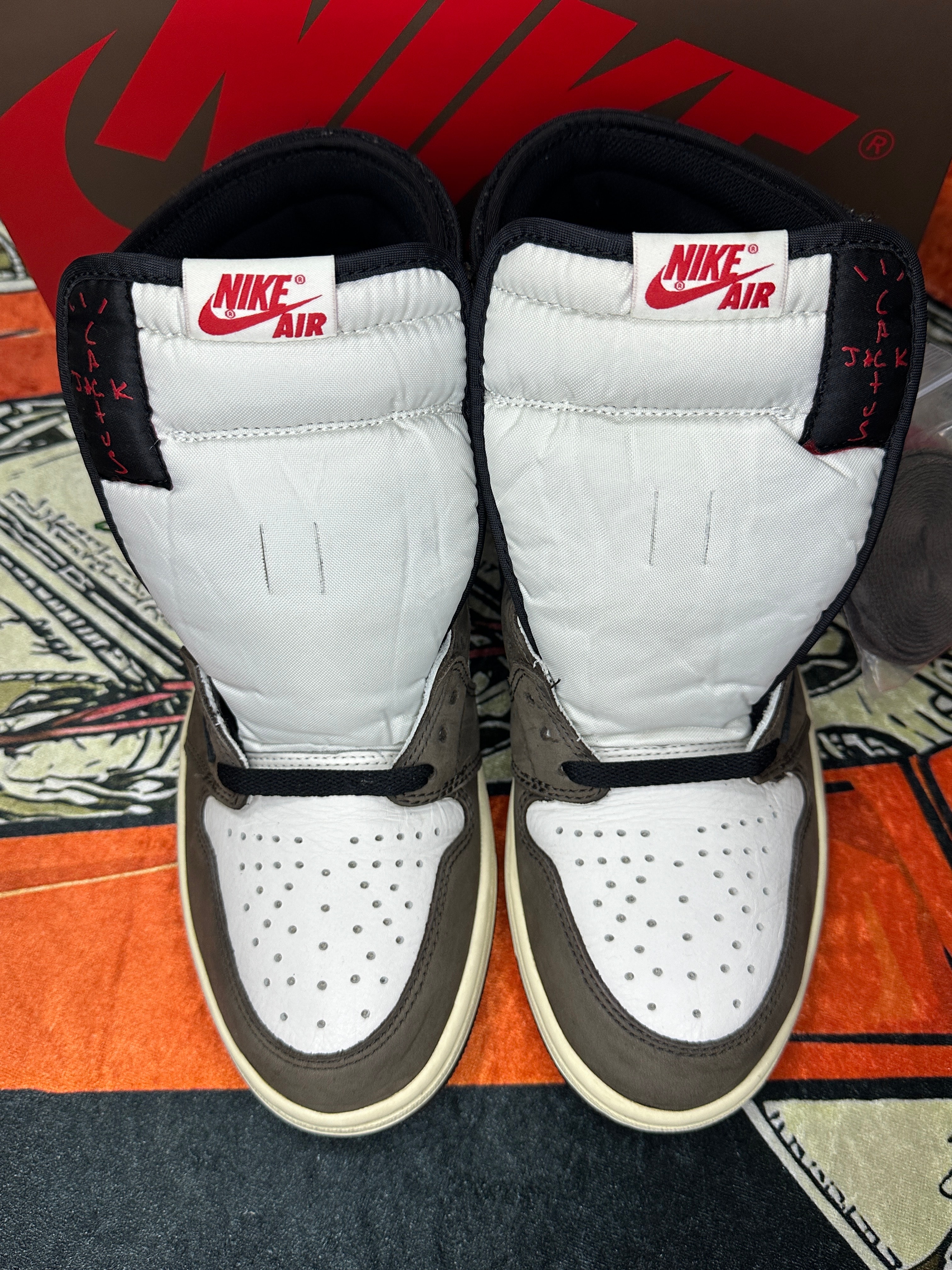 Travis Scott × Nike Air Jordan 1 Retro High OG TS SP "Sail/Dark Mocha"