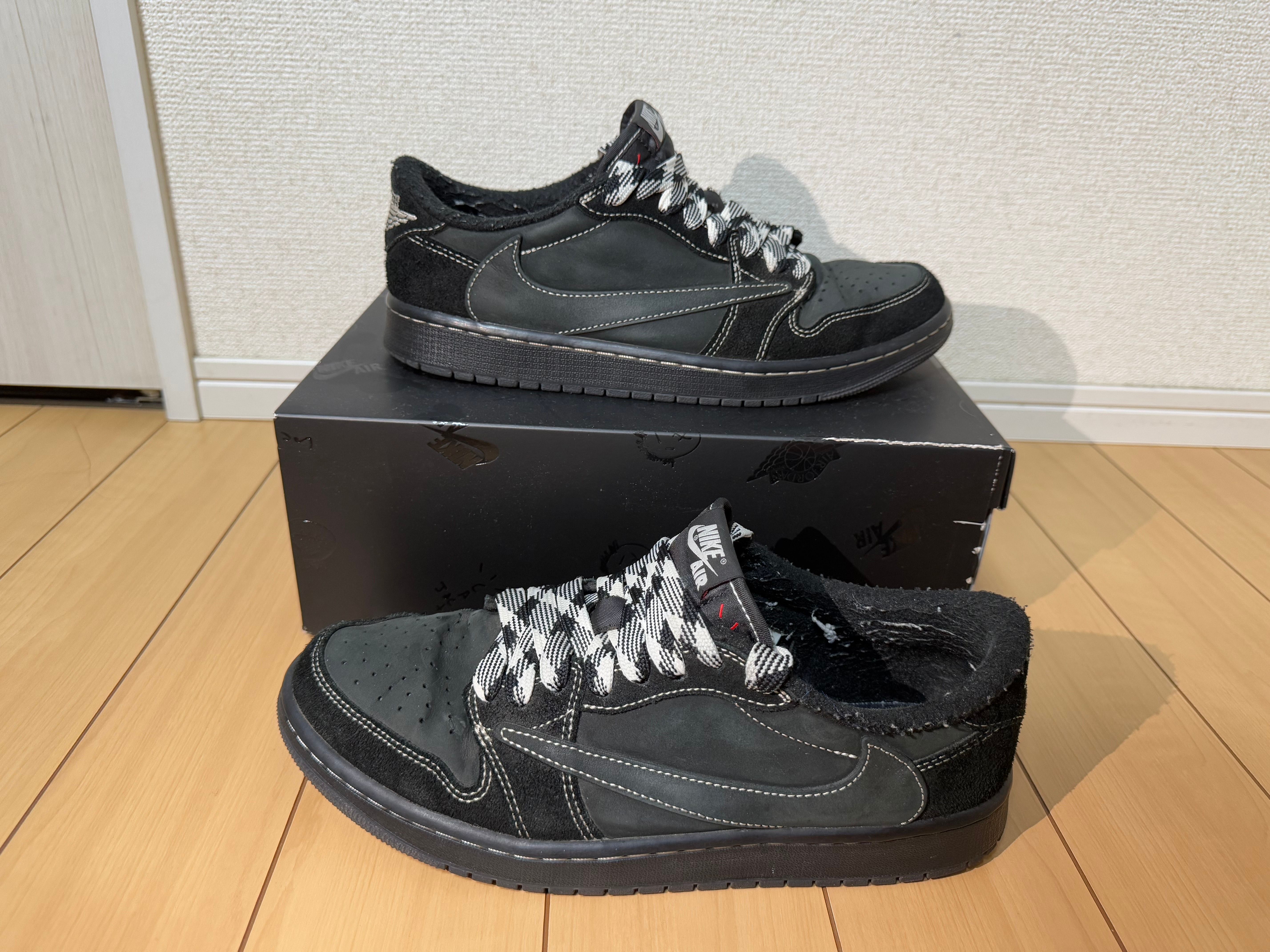 Travis Scott × Nike Air Jordan 1 Low OG SP "Black Phantom"