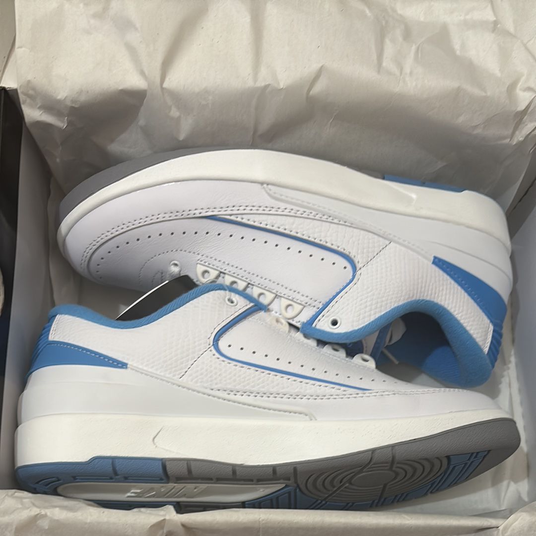 Nike Air Jordan 2 Retro Low "University Blue"