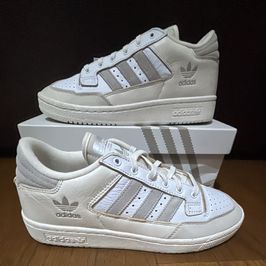 SNS × アディダスオリジナルス センテニアル ロー "コアホワイト/オフホワイト/アルミナ"