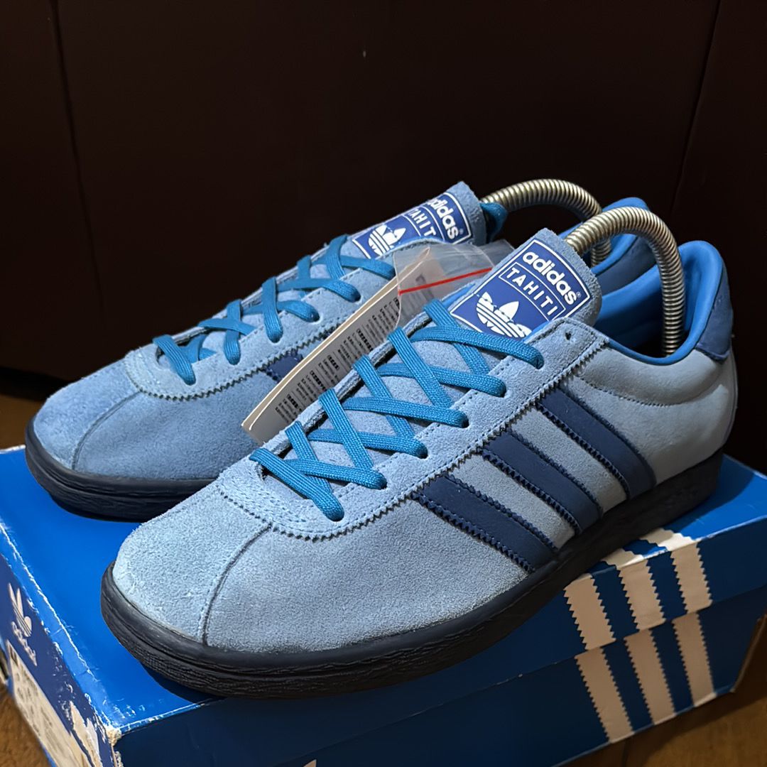 アディダス タヒチ "ブルー/カレッジネイビー"